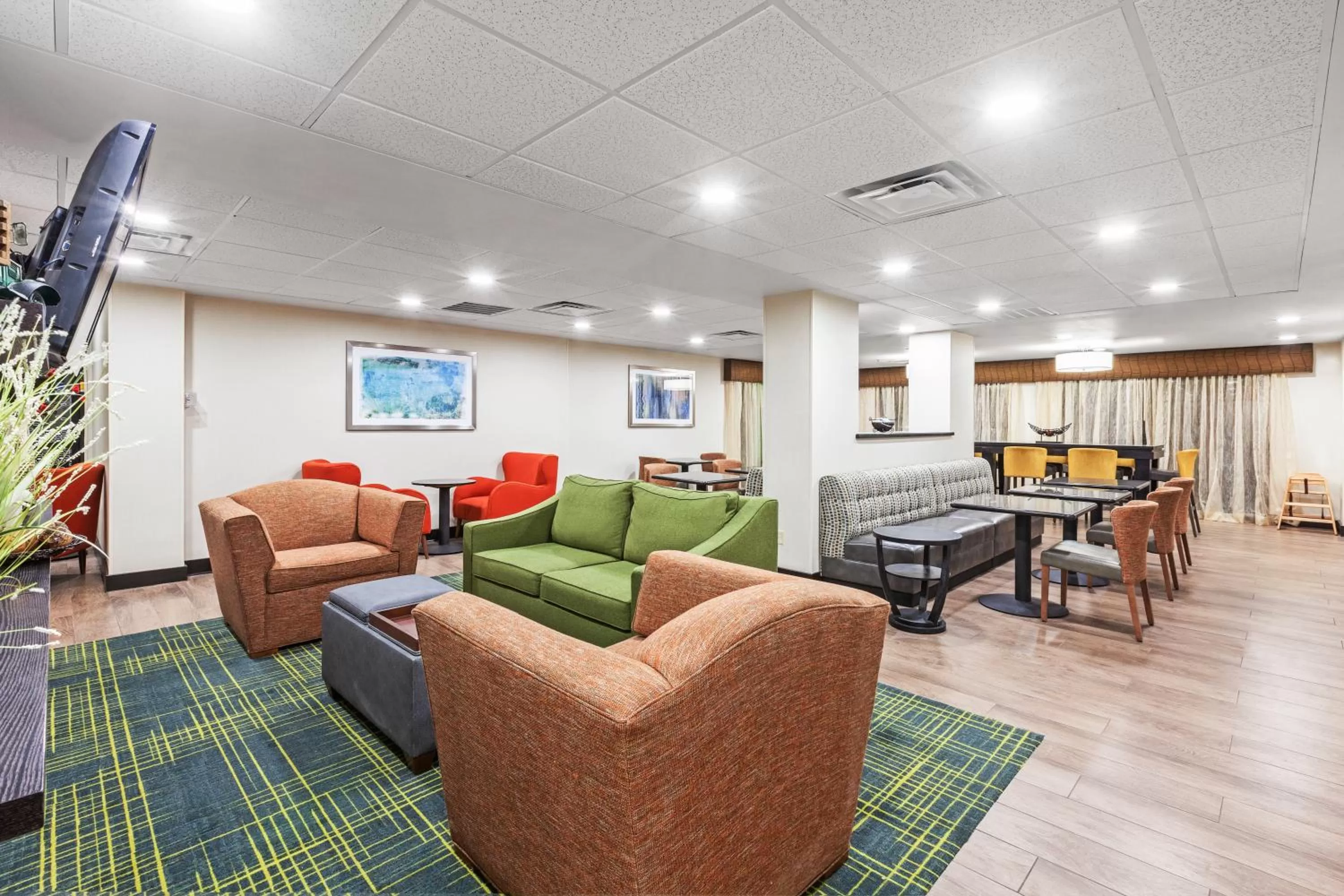 Property building in Comfort Inn Sherman