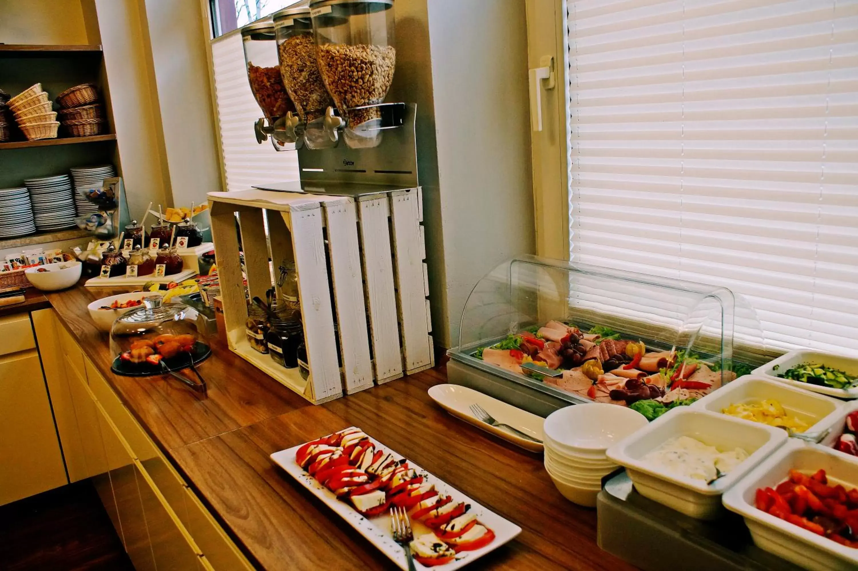 Breakfast in REGIOHOTEL am Kurpark Bad Harzburg