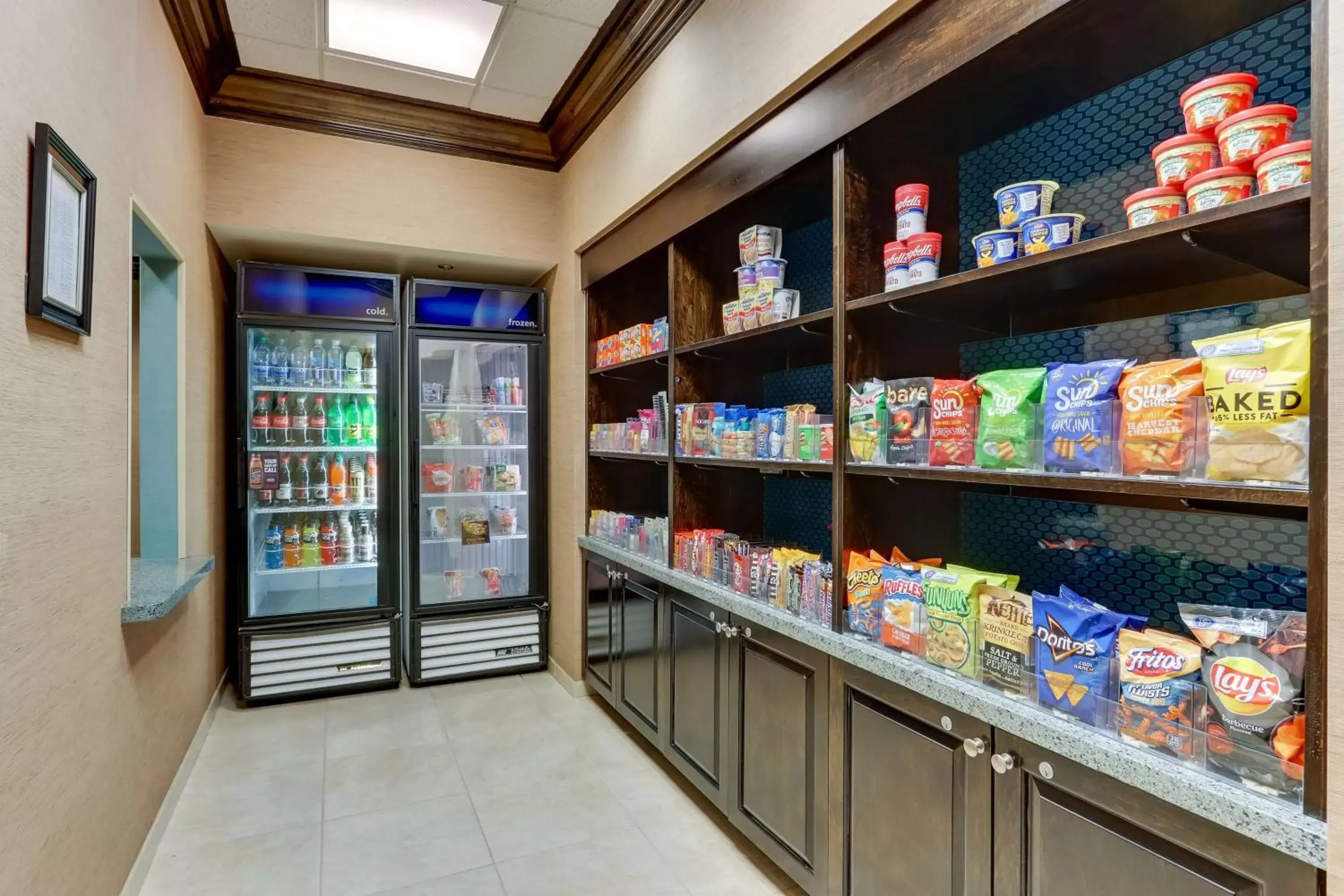 Restaurant/places to eat in Hampton Inn and Suites Swansboro Near Camp Lejeune Restaurant/places to eat in Hampton Inn and Suites Swansboro Near Camp Lejeune