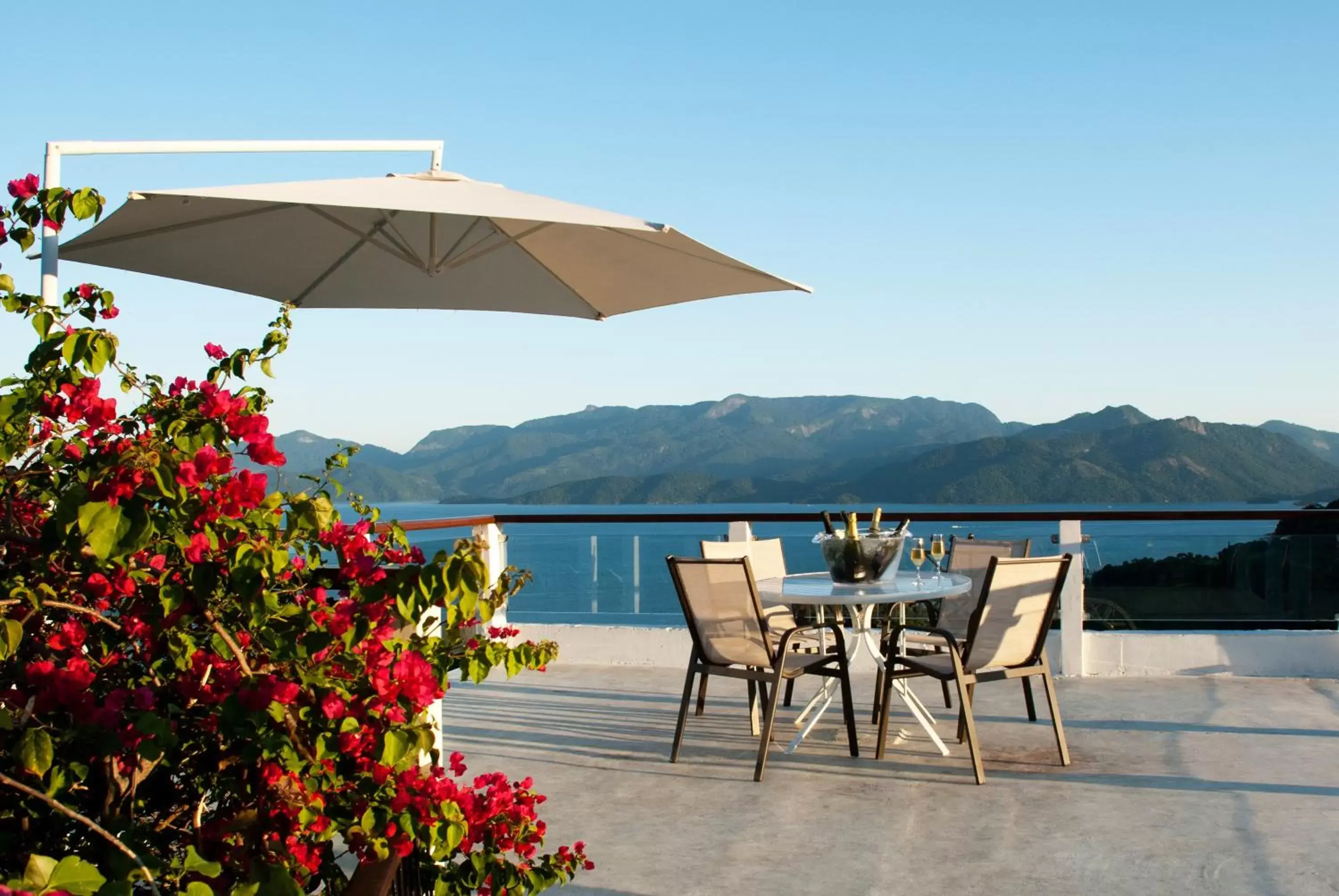 Balcony/Terrace in Portogalo Suite Hotel