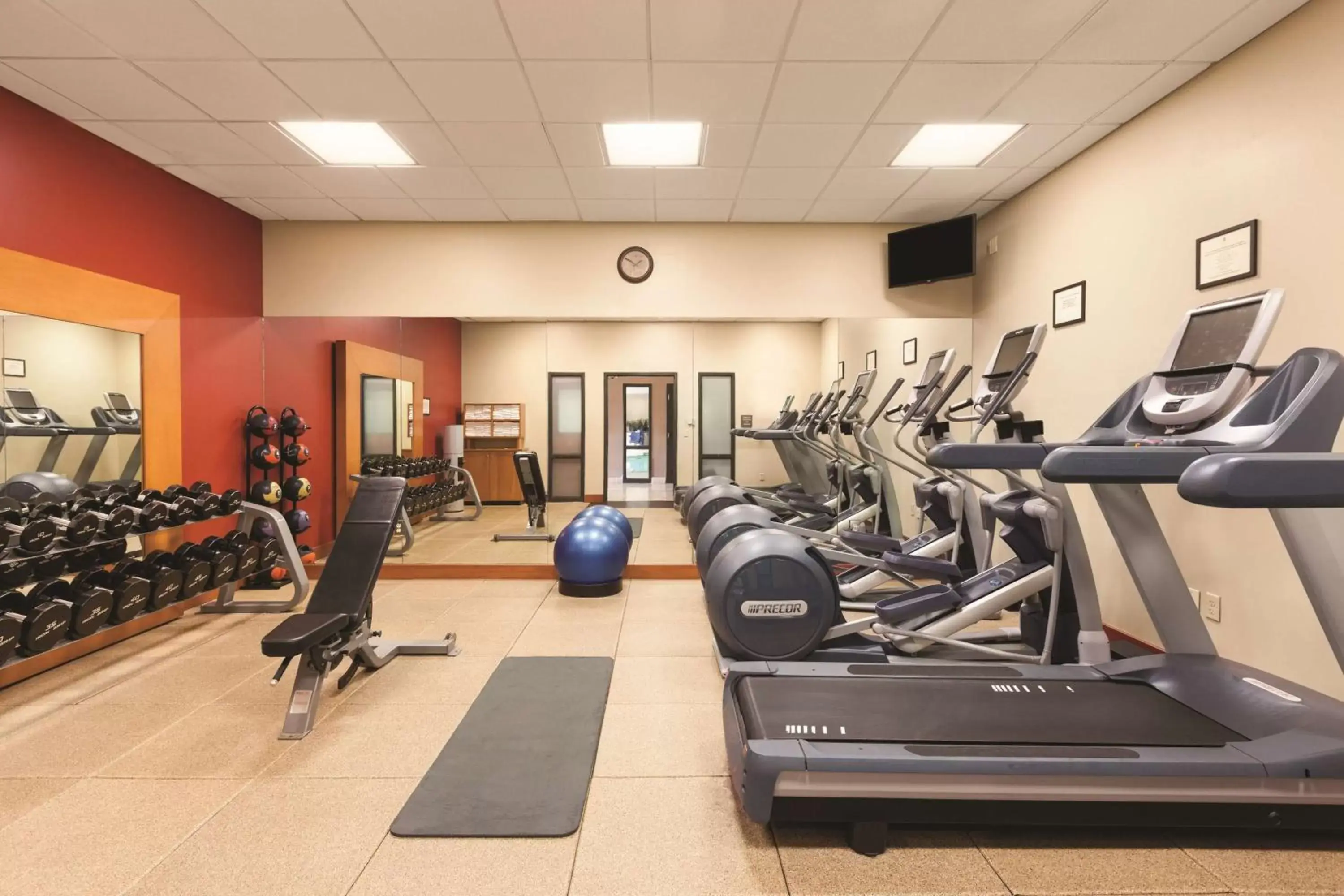 Fitness centre/facilities, Fitness Center/Facilities in Embassy Suites by Hilton Louisville East