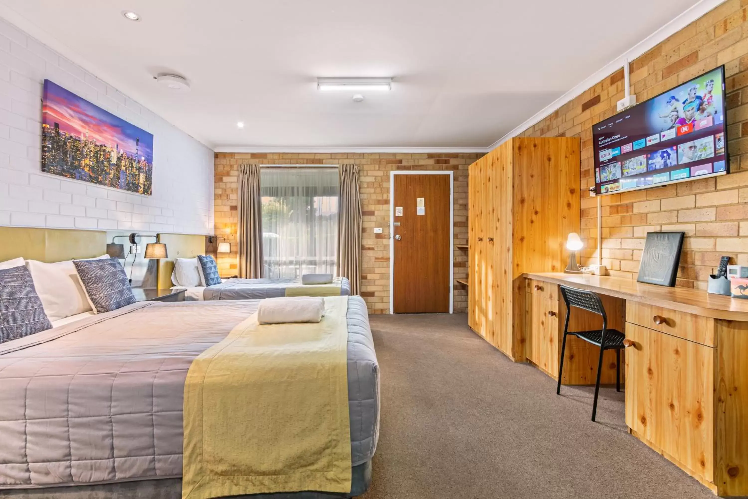 Bedroom, Bed in Burringa Garden Motel Bedroom, Bed in Burringa Garden Motel