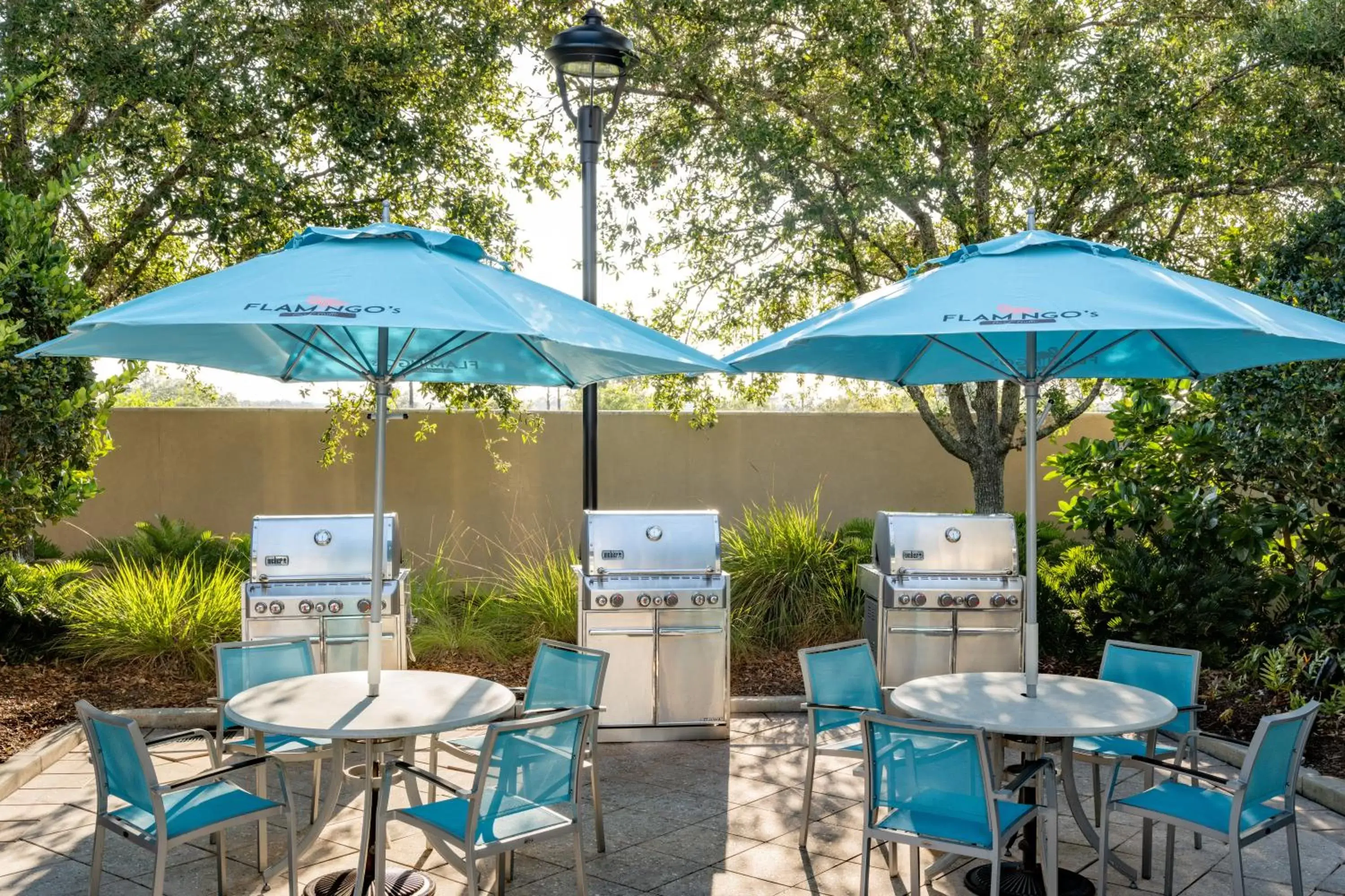 BBQ facilities, Patio/Outdoor Area in SpringHill Suites by Marriott Orlando at FLAMINGO CROSSINGS Town Center-Western Entrance