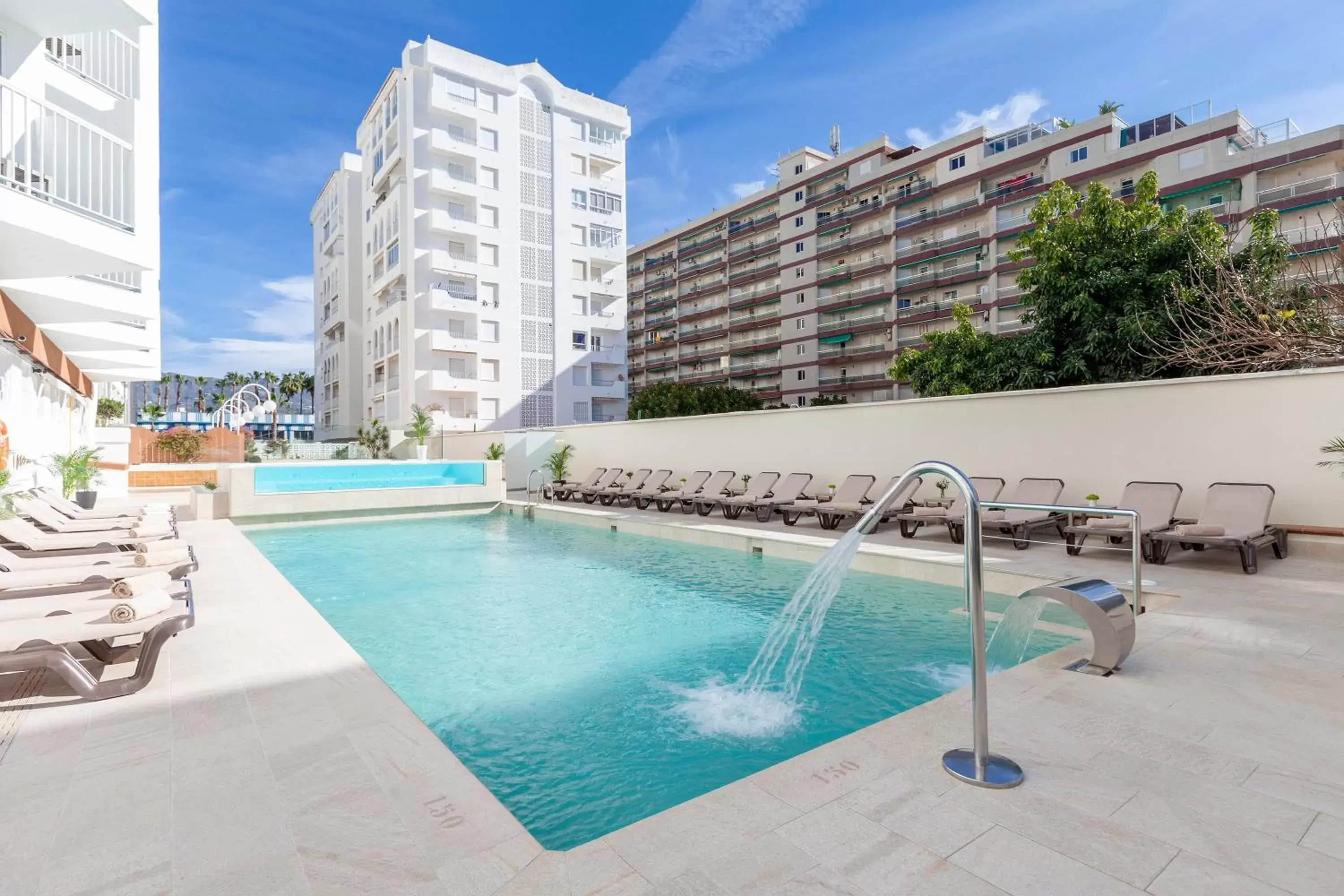 Swimming Pool in Hotel Helios Costa Tropical