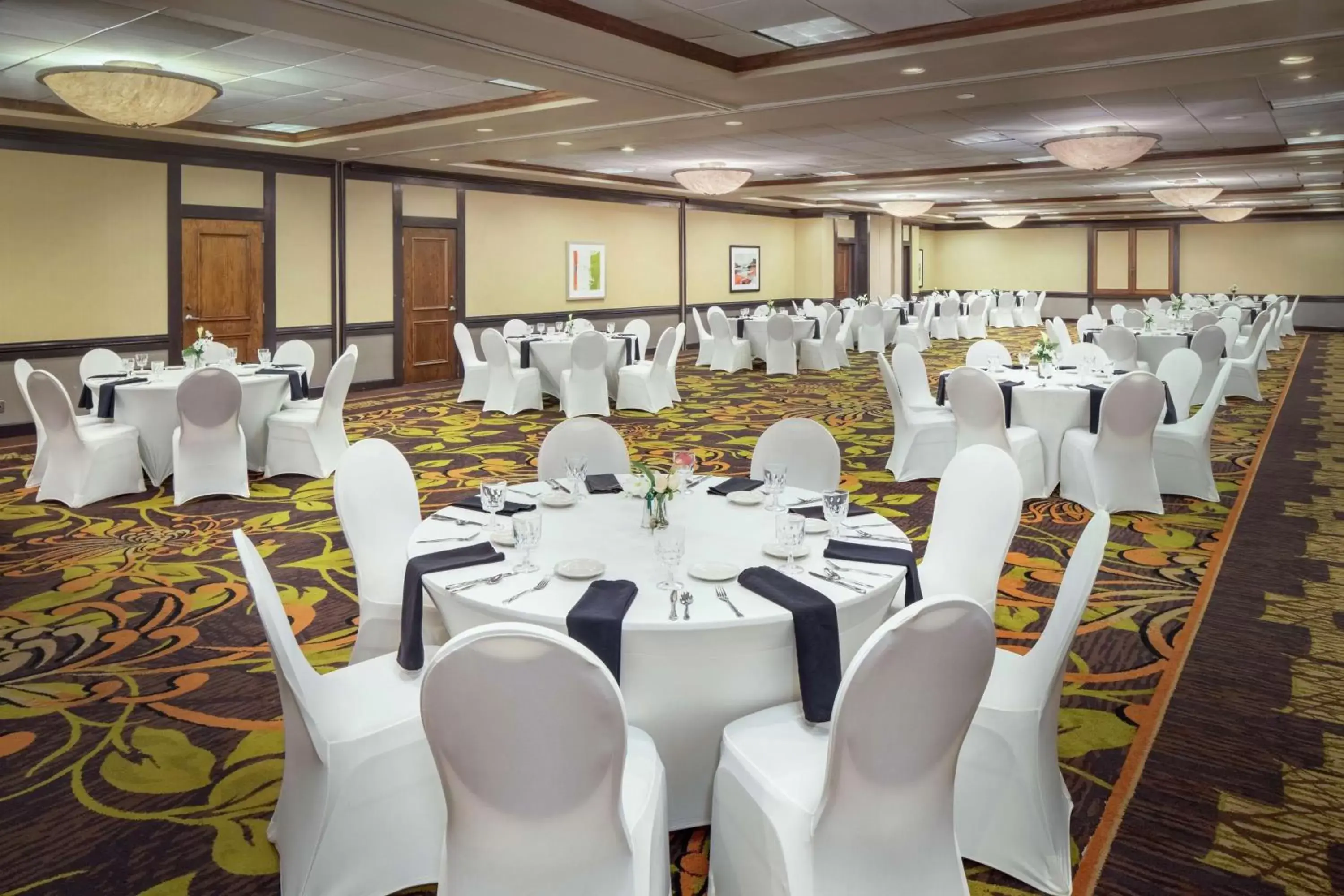 Meeting/conference room, Banquet Facilities in DoubleTree by Hilton Hotel Cleveland - Independence