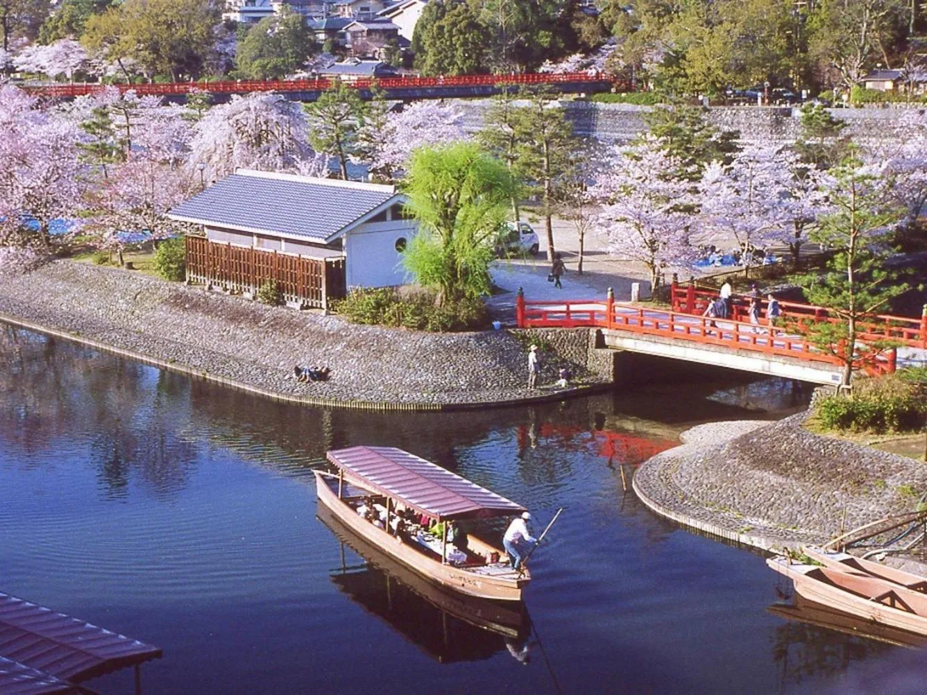 Off site in Hanayashiki Ukifune-en