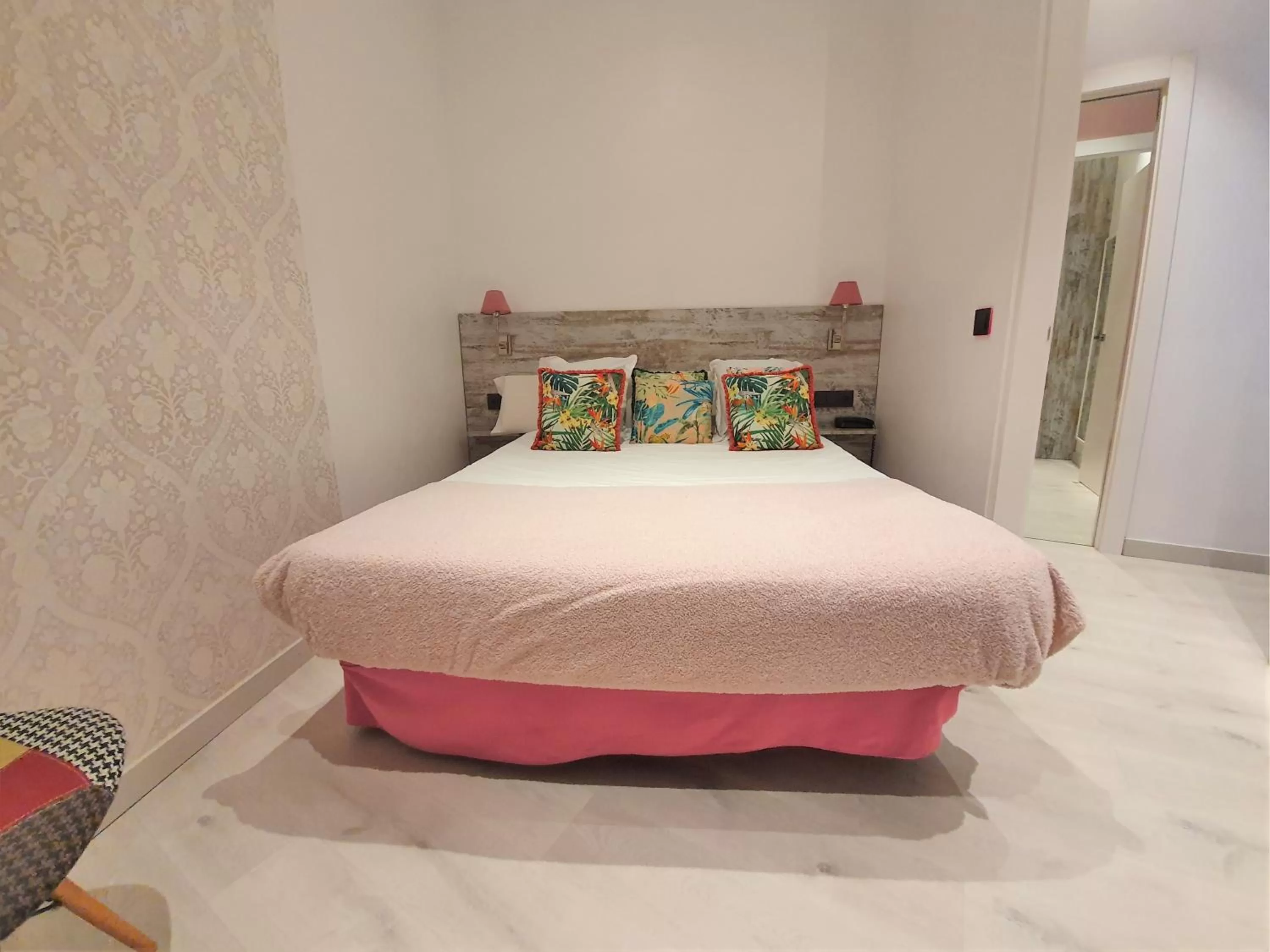 Bed in DreamKeys Barcelona City