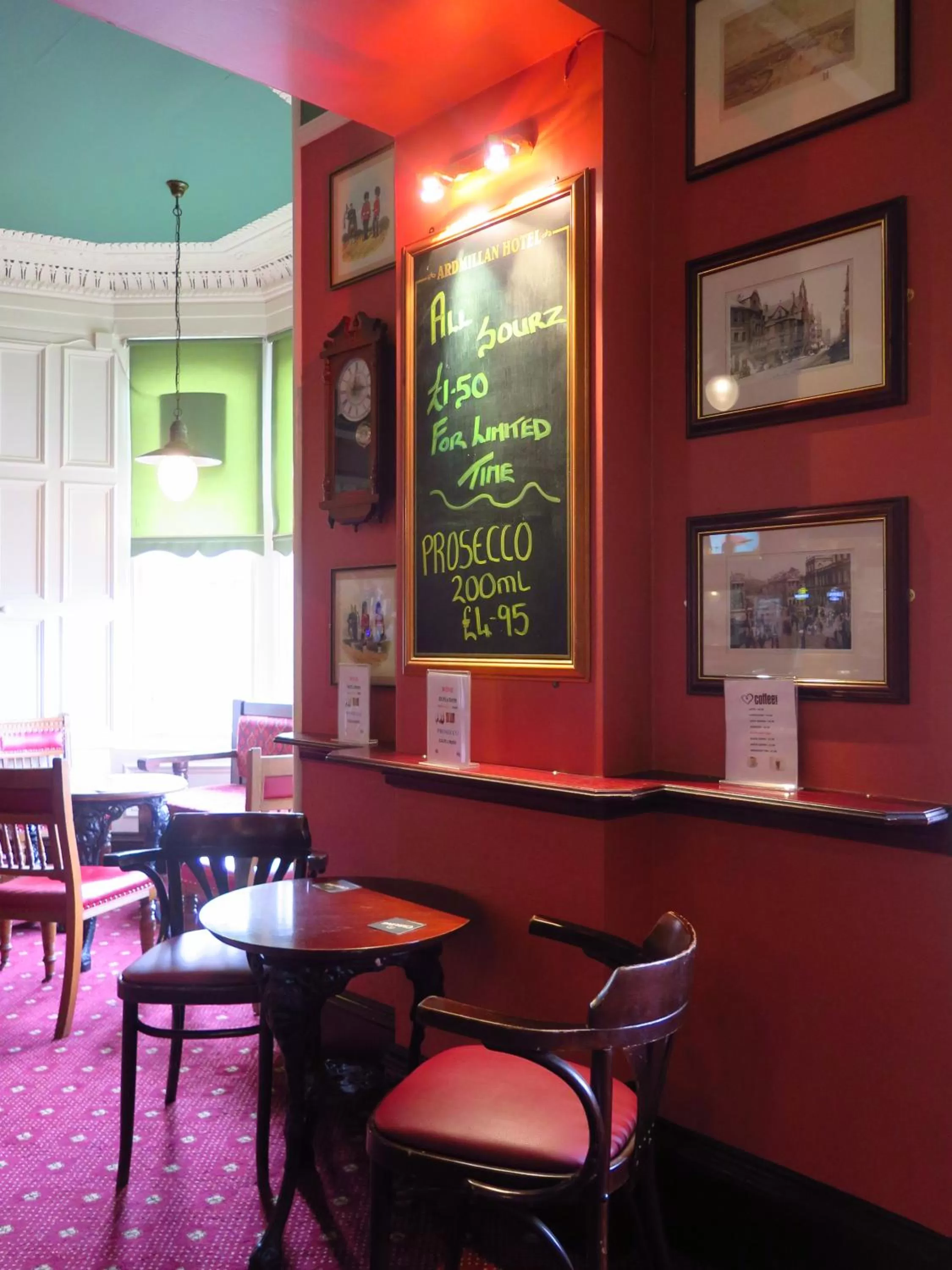 Lounge or bar, Lounge/Bar in Ardmillan Hotel