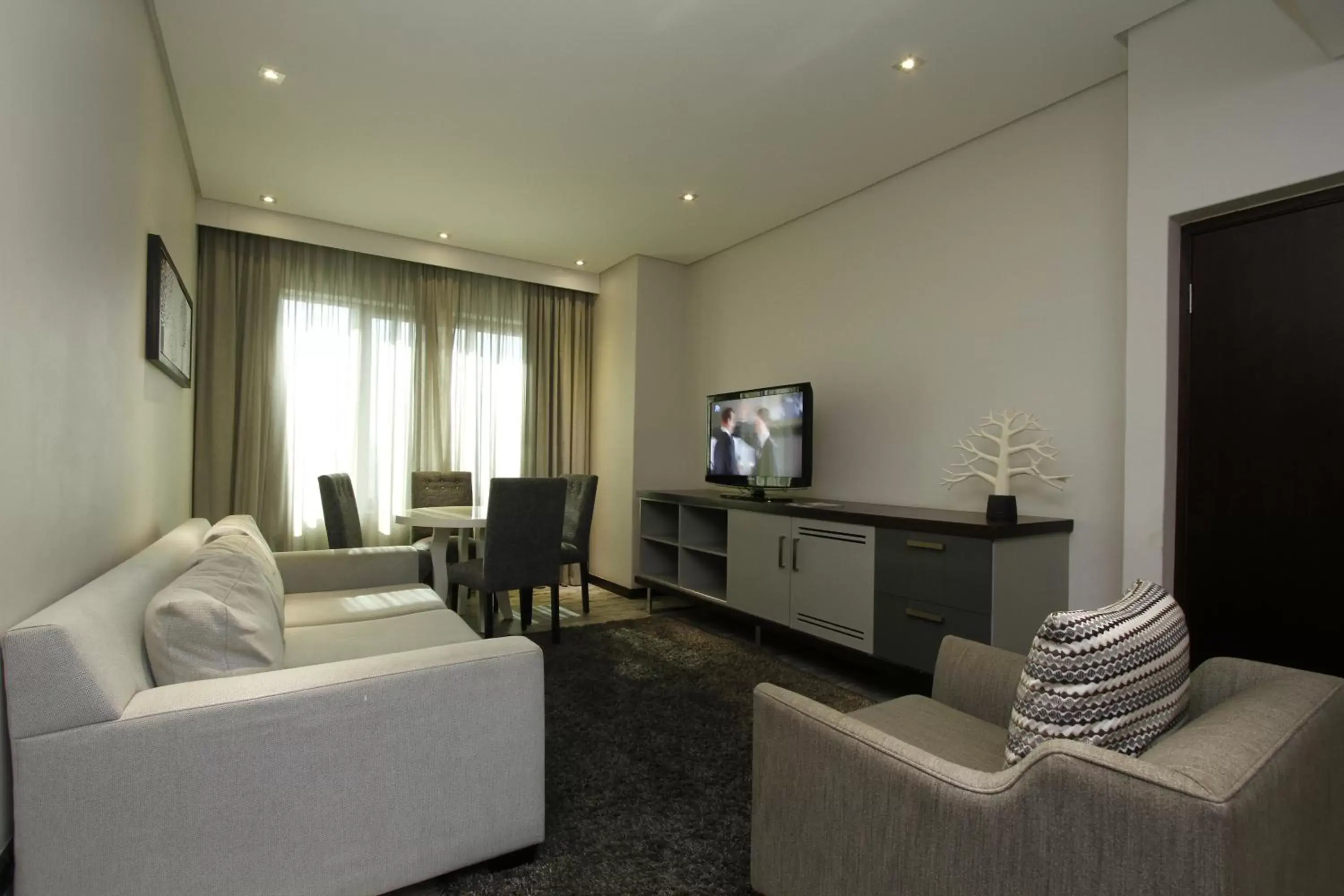 TV and multimedia, Seating Area in Coastlands Umhlanga Hotel and Convention Centre