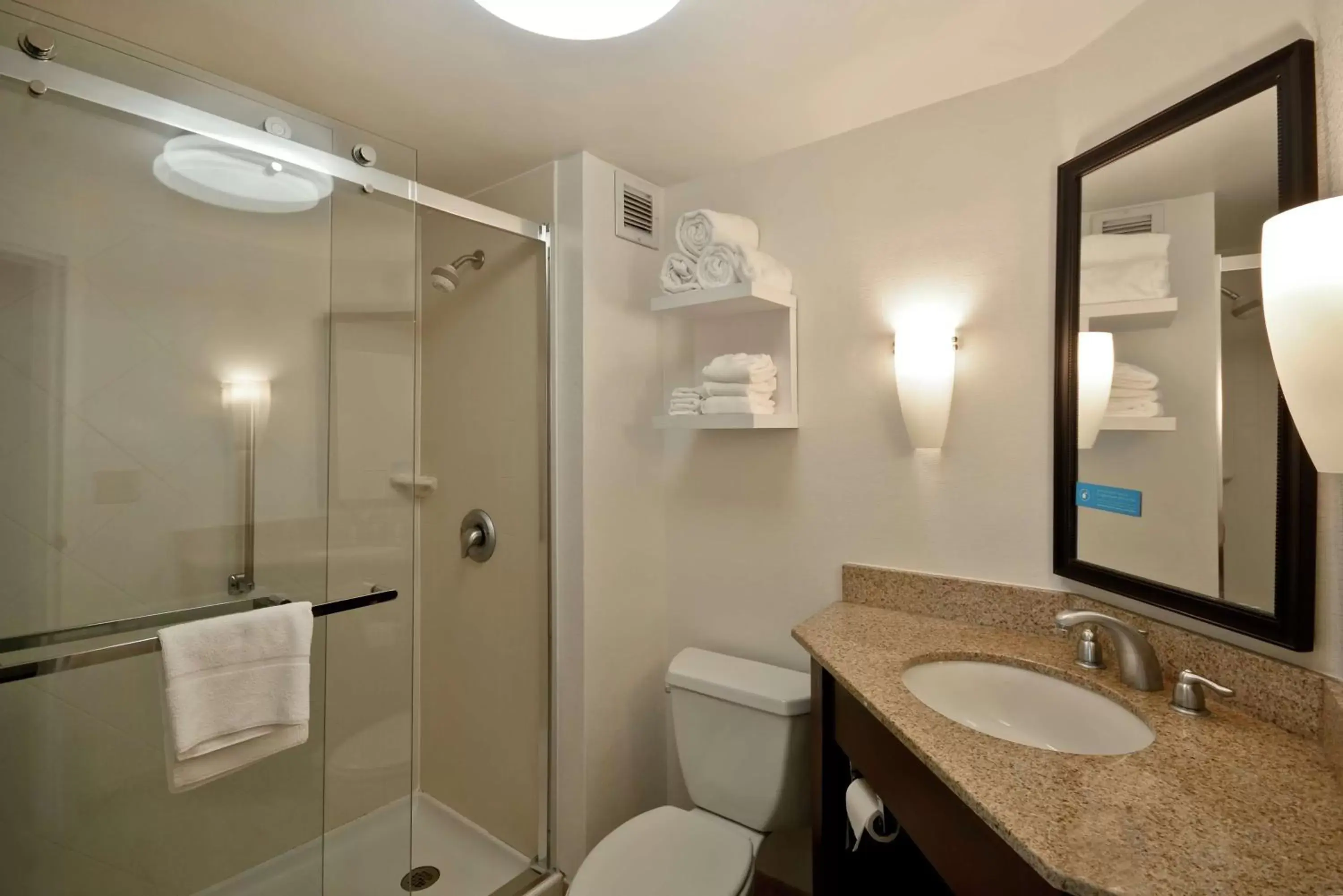 Bathroom in Hampton Inn Detroit Madison Heights South Troy