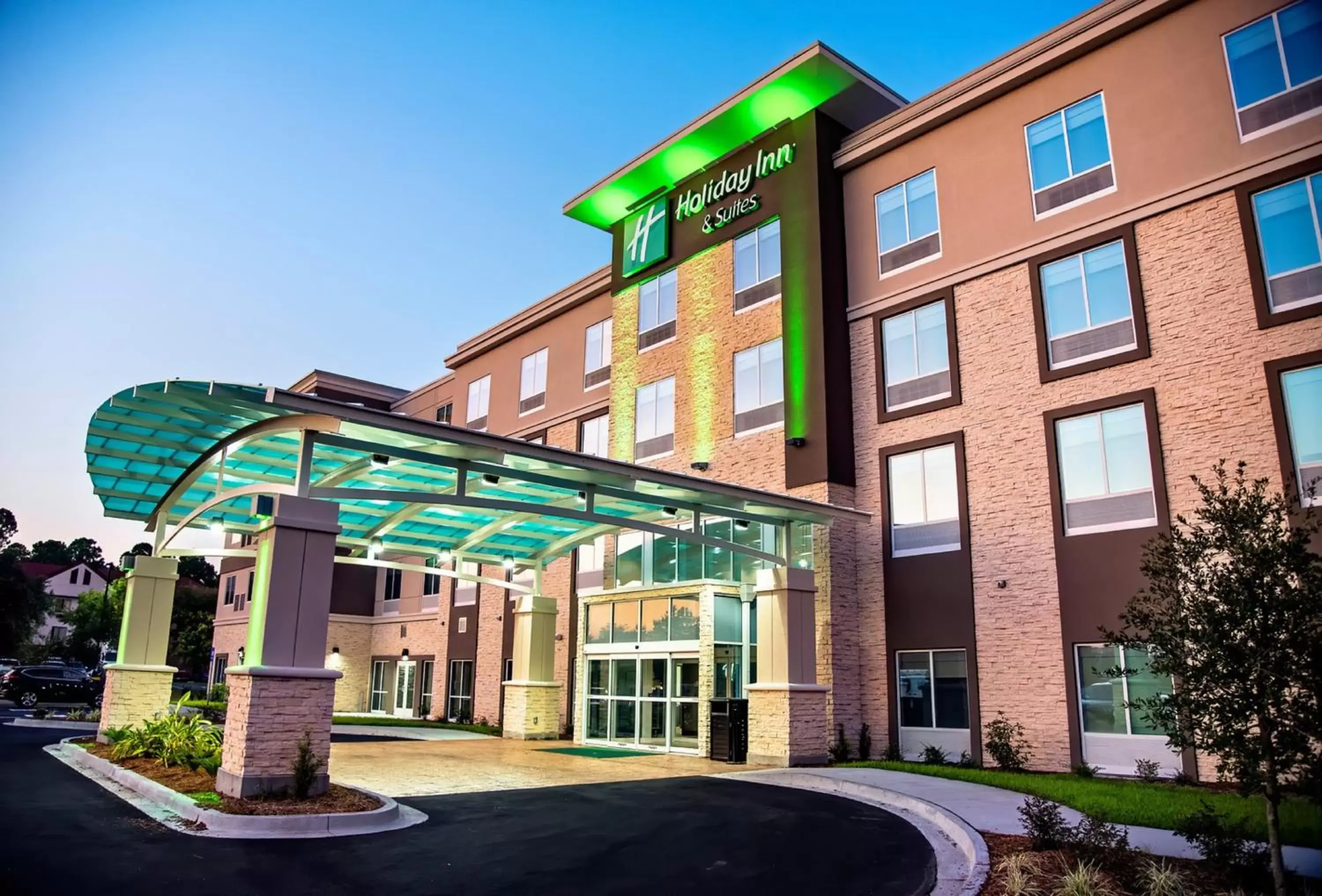 Property building in Holiday Inn & Suites - Savannah Airport - Pooler, an IHG Hotel