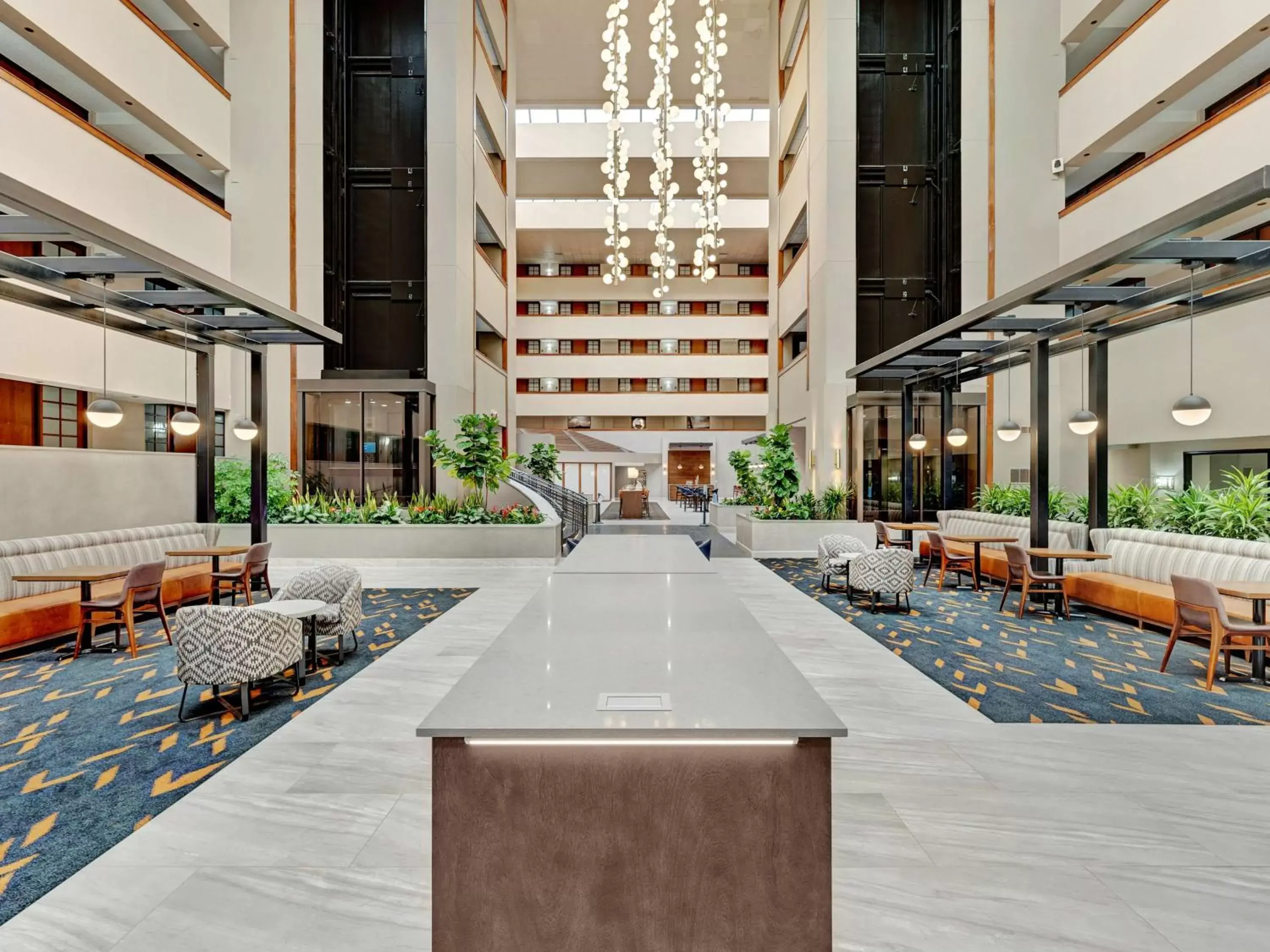 Lobby or reception, Restaurant/Places to Eat in Embassy Suites by Hilton Oklahoma City Will Rogers Airport