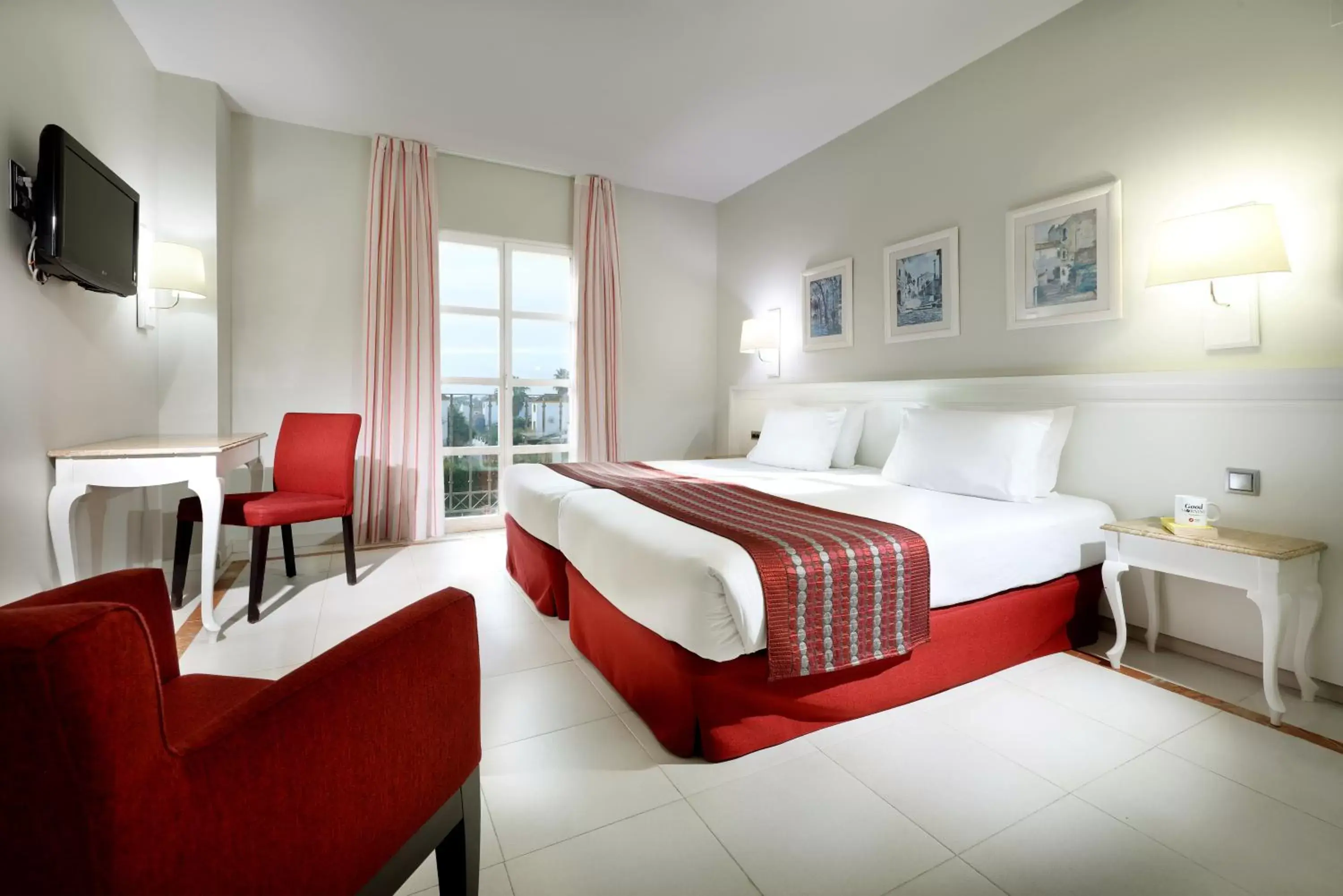 View (from property/room), Bed in Exe Gran Hotel Solucar View (from property/room), Bed in Exe Gran Hotel Solucar