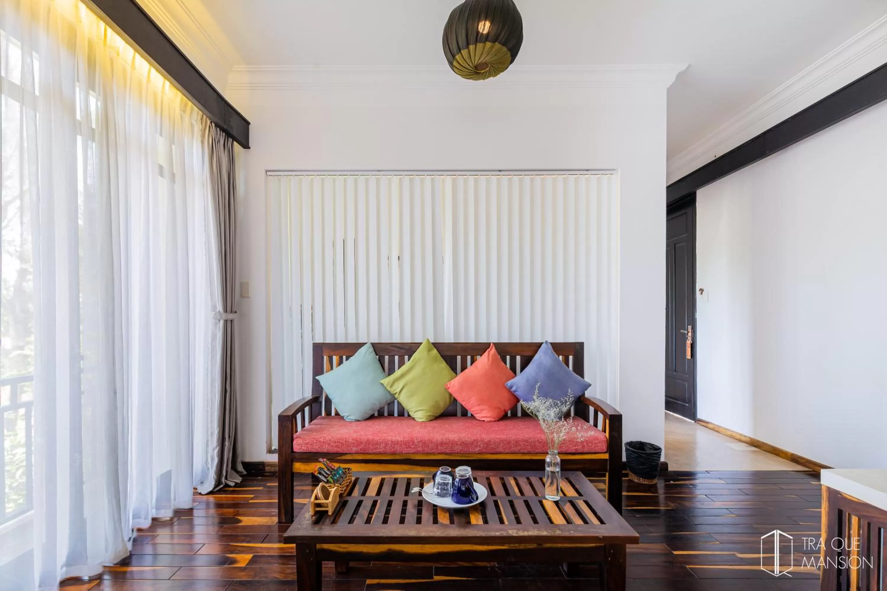 Living room in Tra Que Mansion