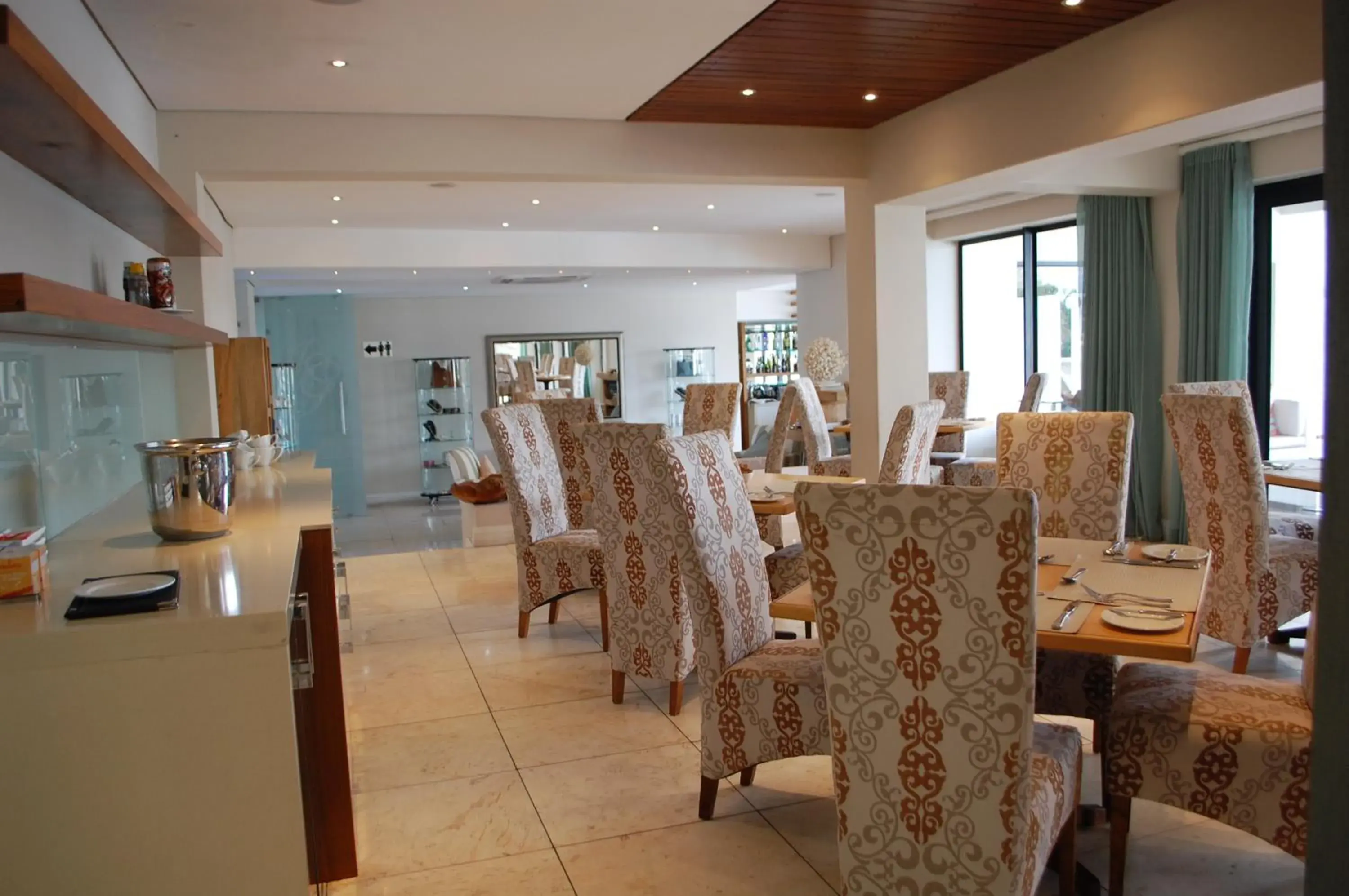 Restaurant/Places to Eat in Isango Gate Boutique Hotel And Spa
