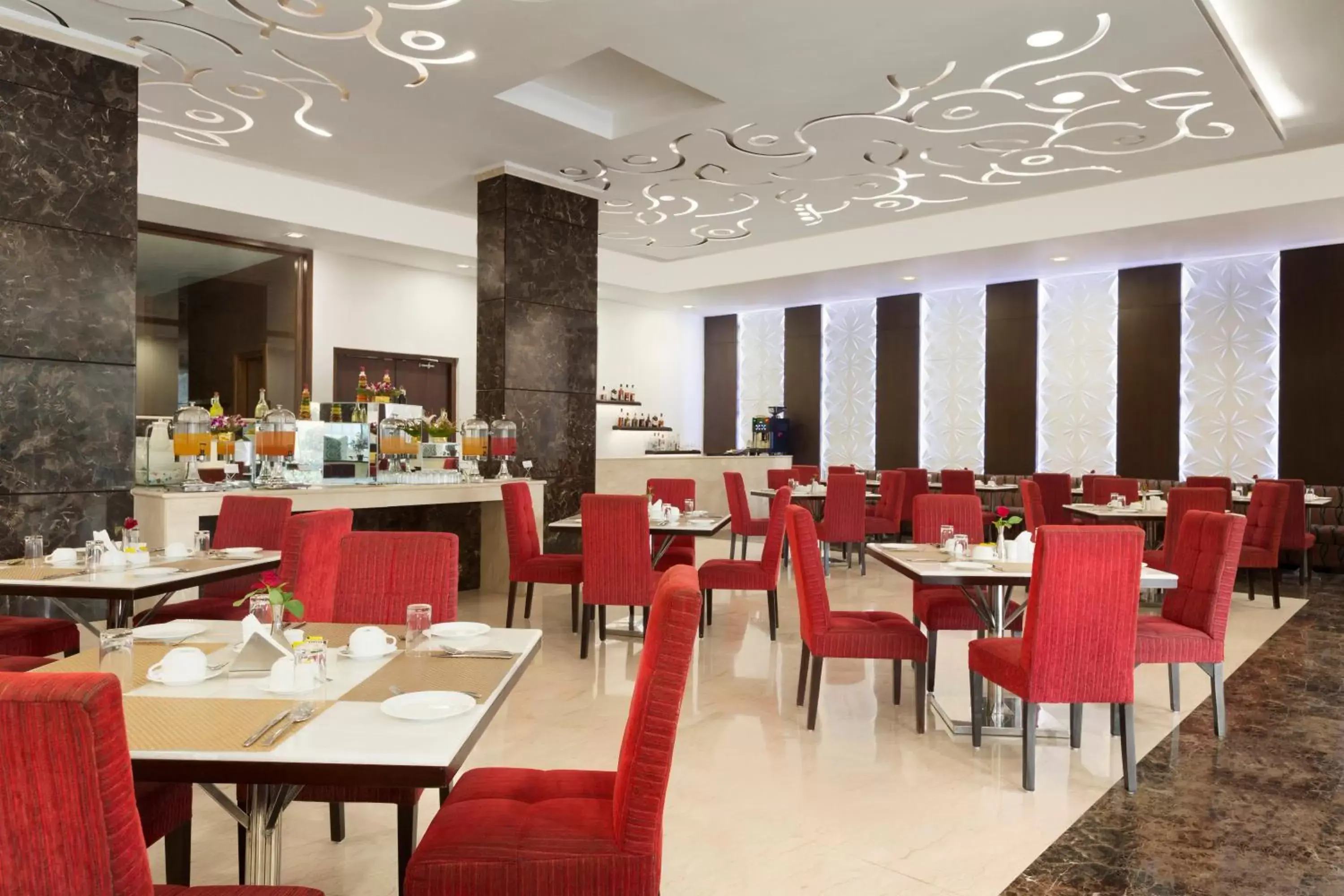 Breakfast, Restaurant/Places to Eat in Ramada Jamshedpur Bistupur