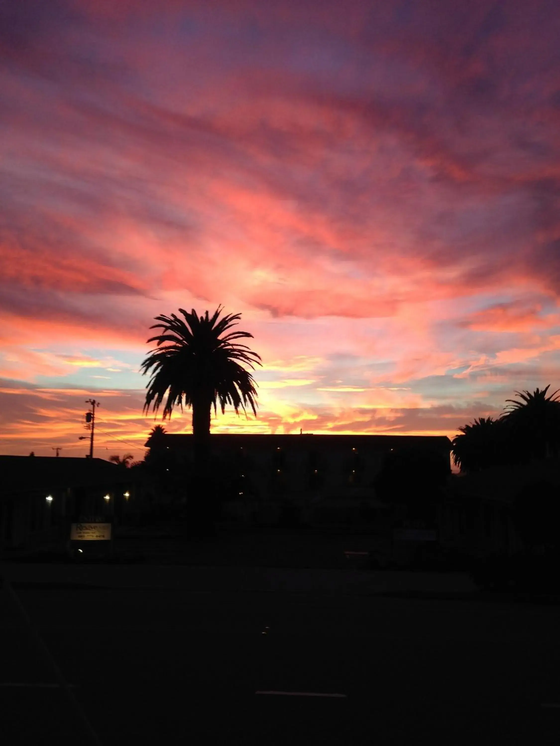 Landmark view, Sunrise/Sunset in Morro Crest Inn