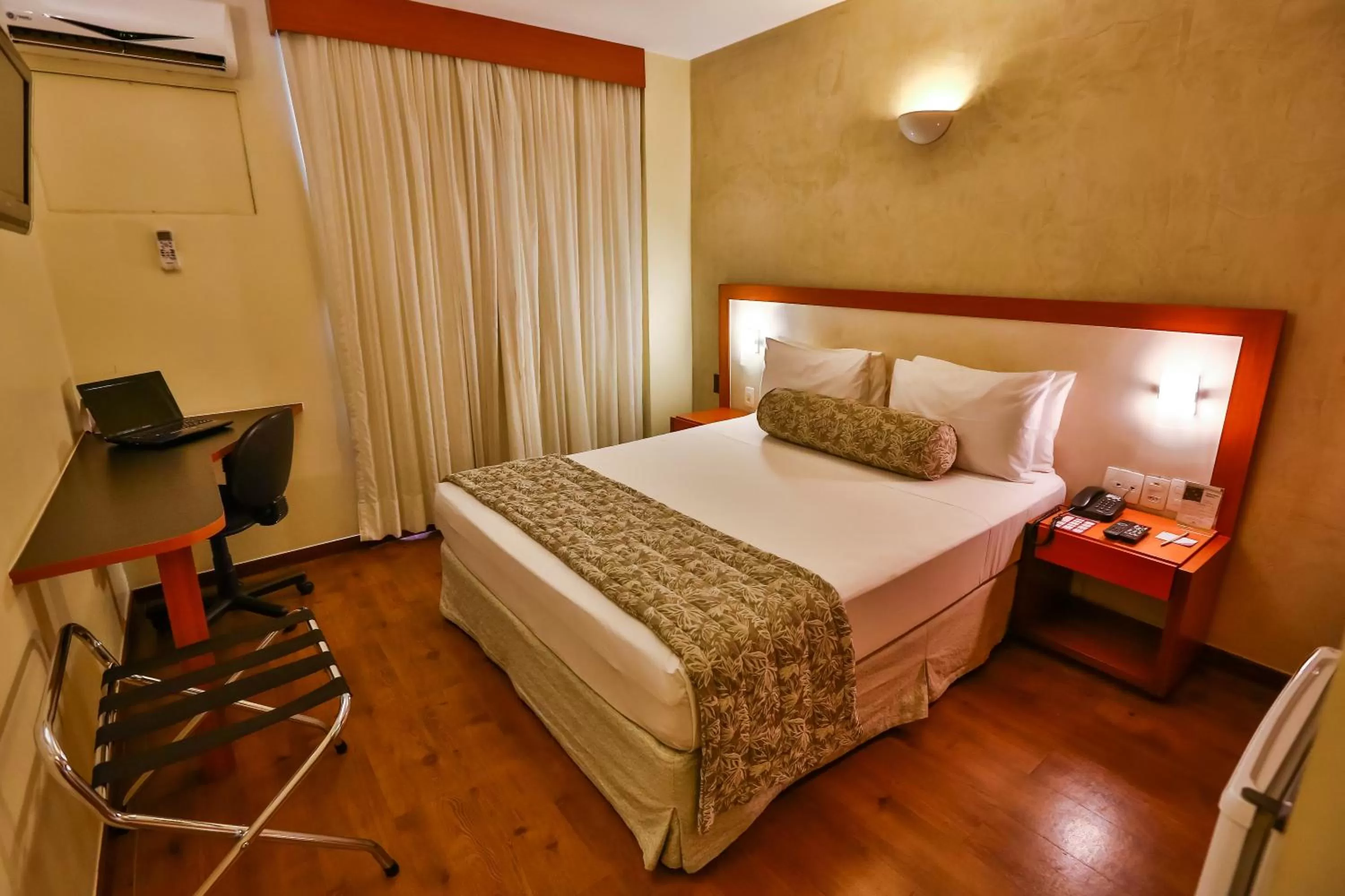 Bed in Metropolitan Hotel Brasília