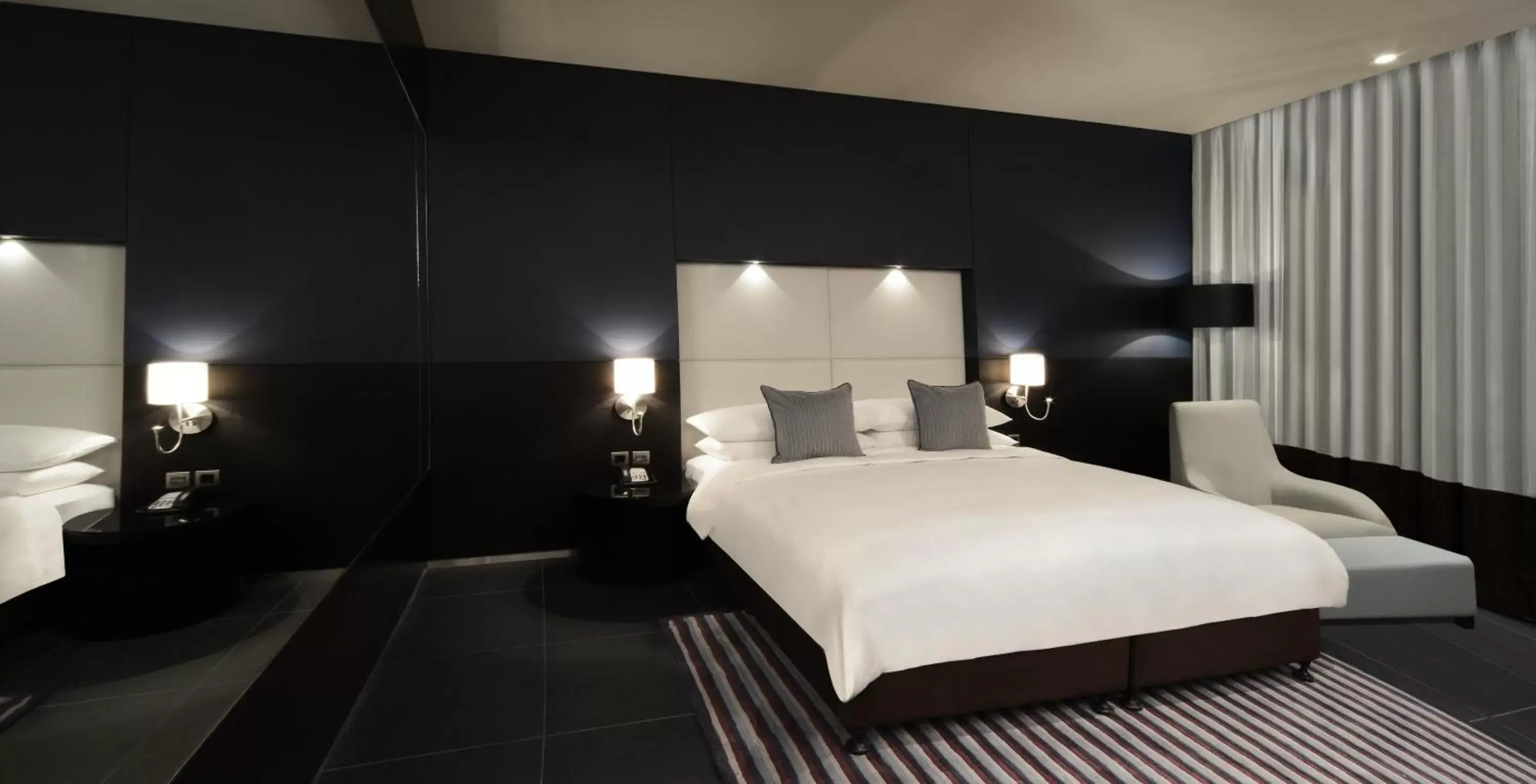 Bedroom, Bed in The Boulevard Arjaan by Rotana