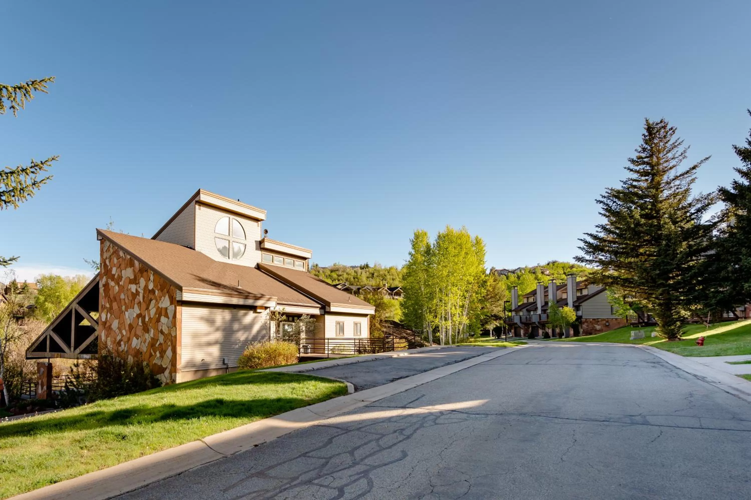 Property Building in Circle J Club at Jeremy Ranch