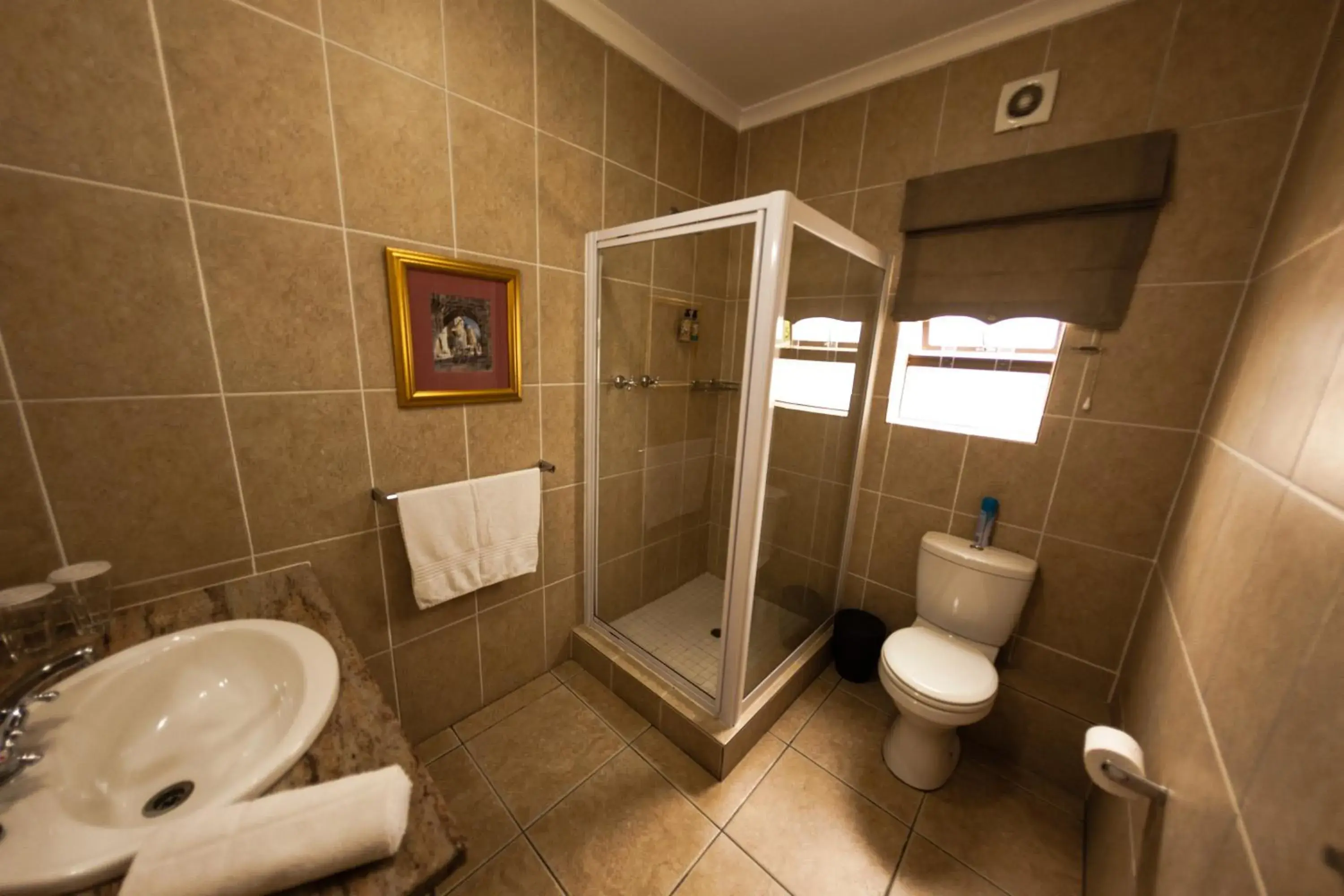 Toilet, Bathroom in Bar-t-nique Guest House