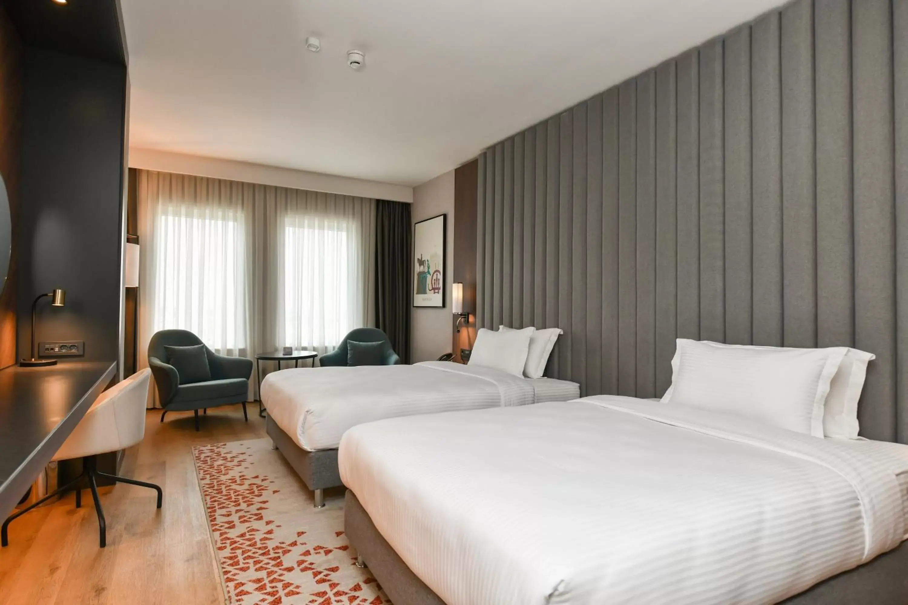 Photo of the whole room, Bed in Crowne Plaza Ankara, an IHG Hotel