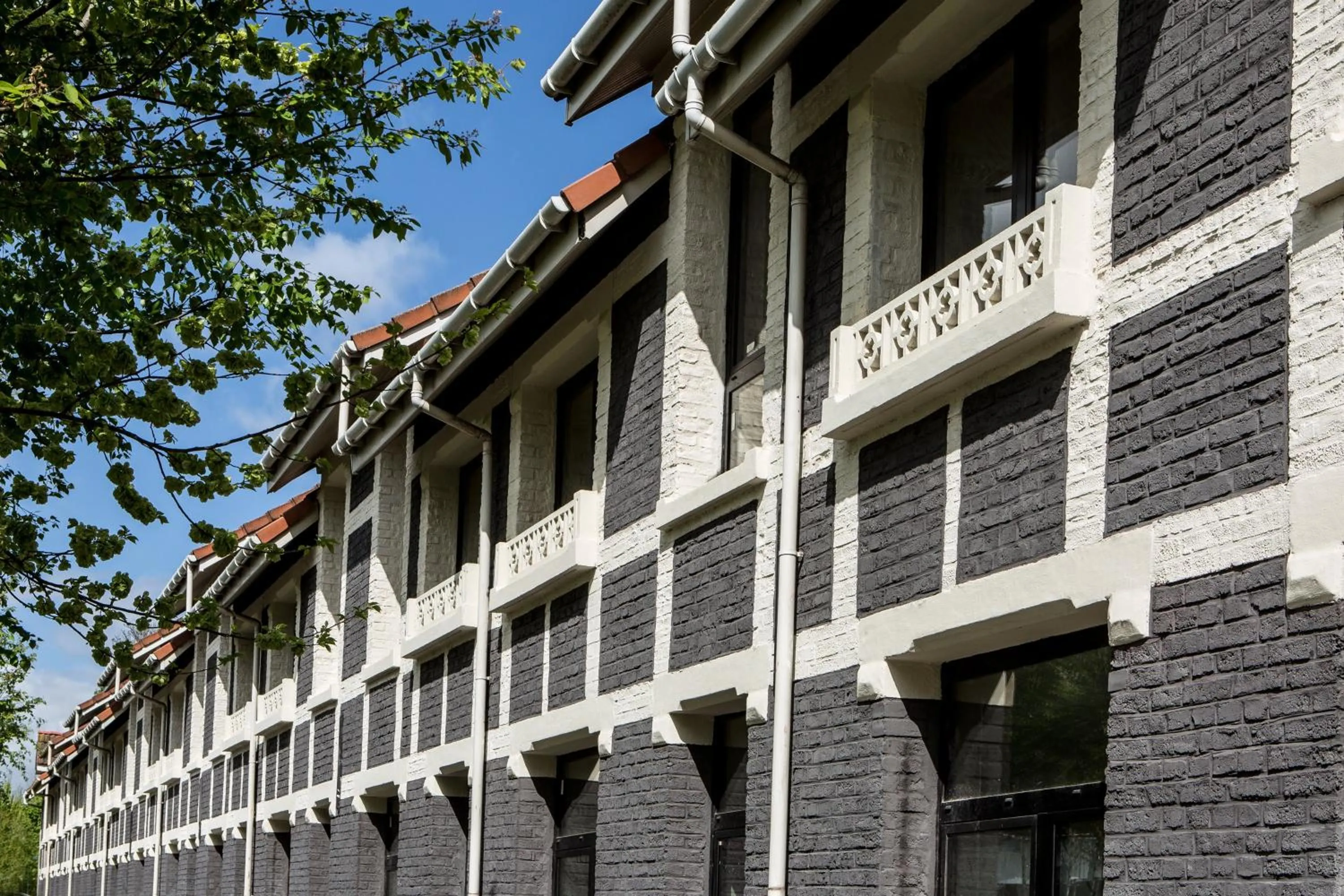 Property building in Hôtel Louvre-Lens - Esprit de France