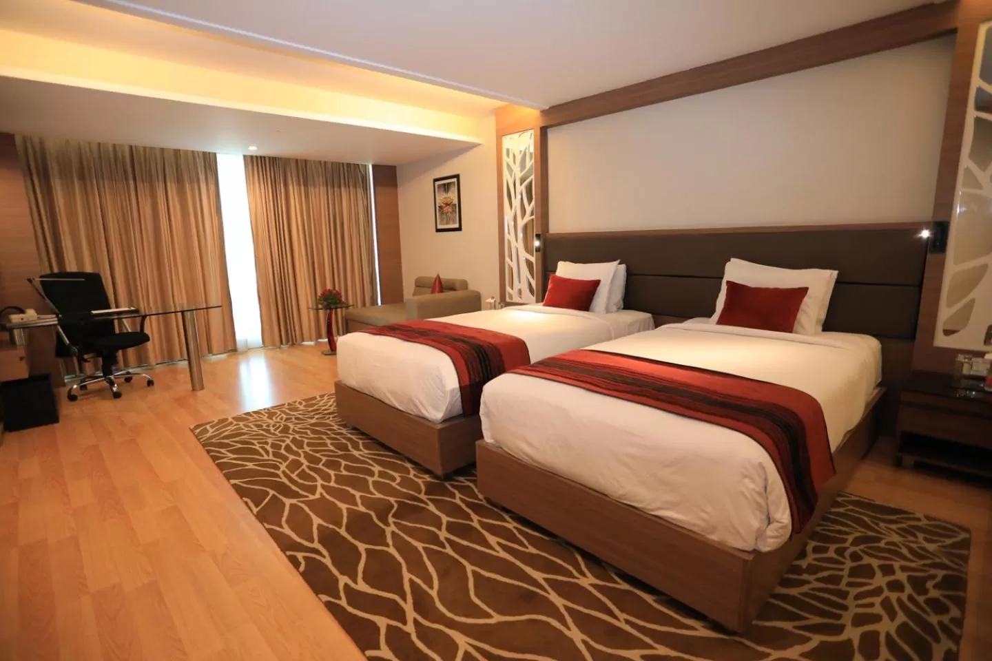 Bed in Radisson Udaipur