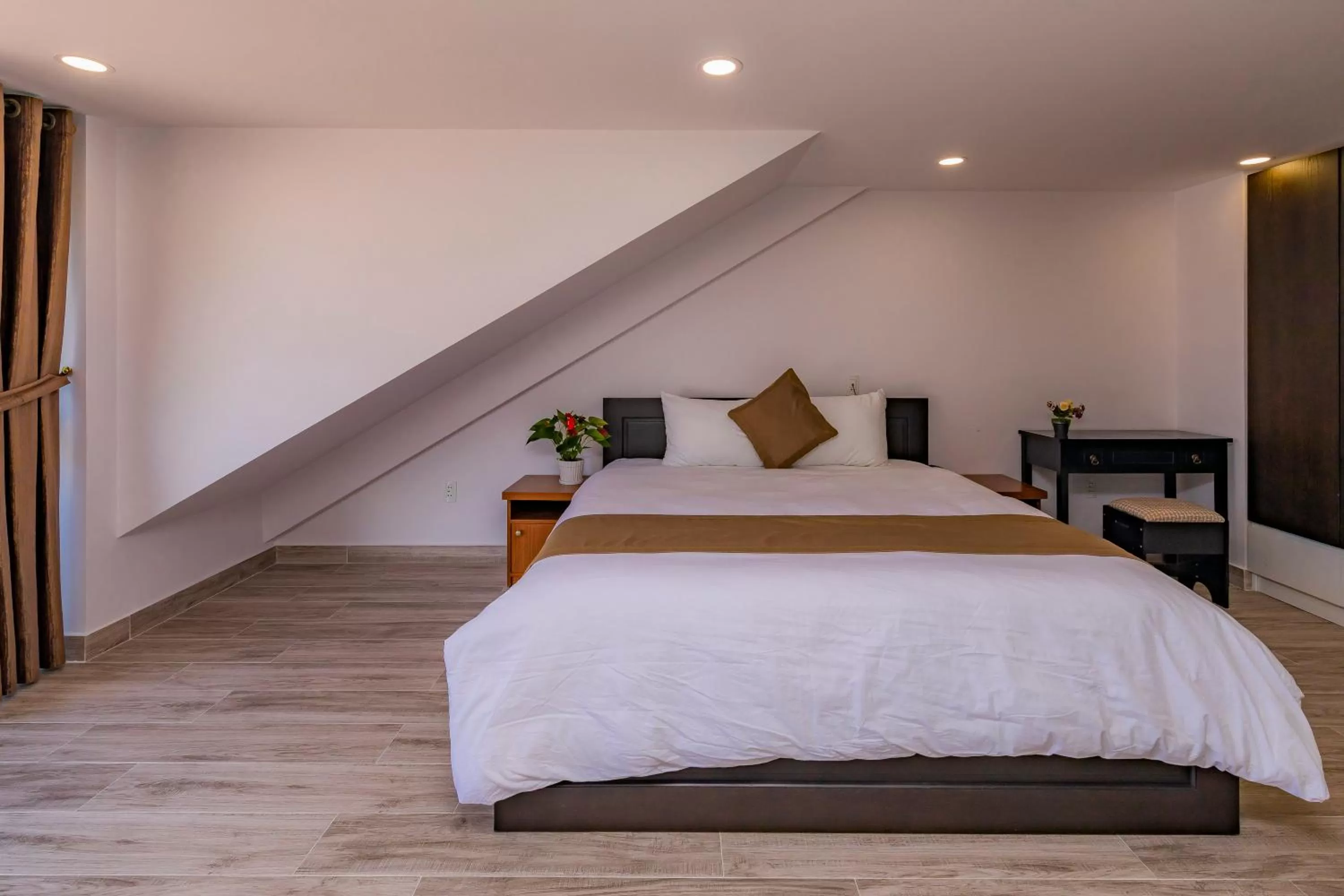 Bed in Khanh Uyen 3 Hotel