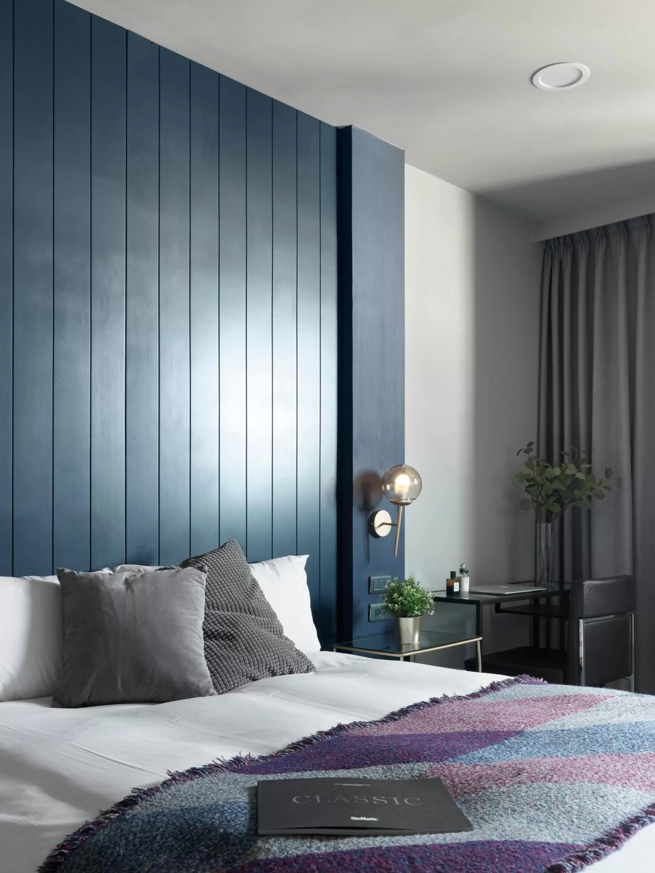 bunk bed, Bed in Mr.Mantter