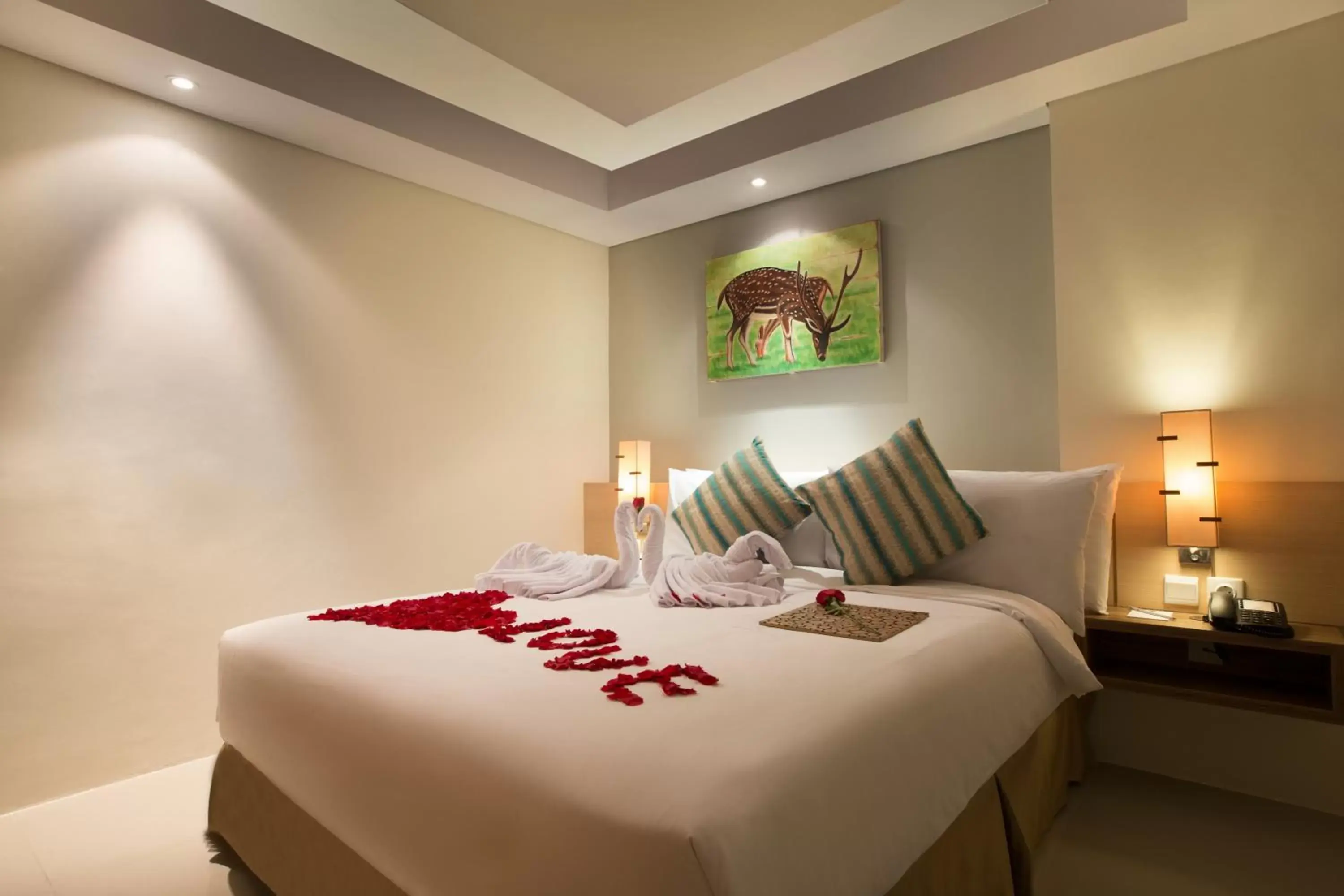 Bedroom, Bed in Swiss-Belcourt Bogor