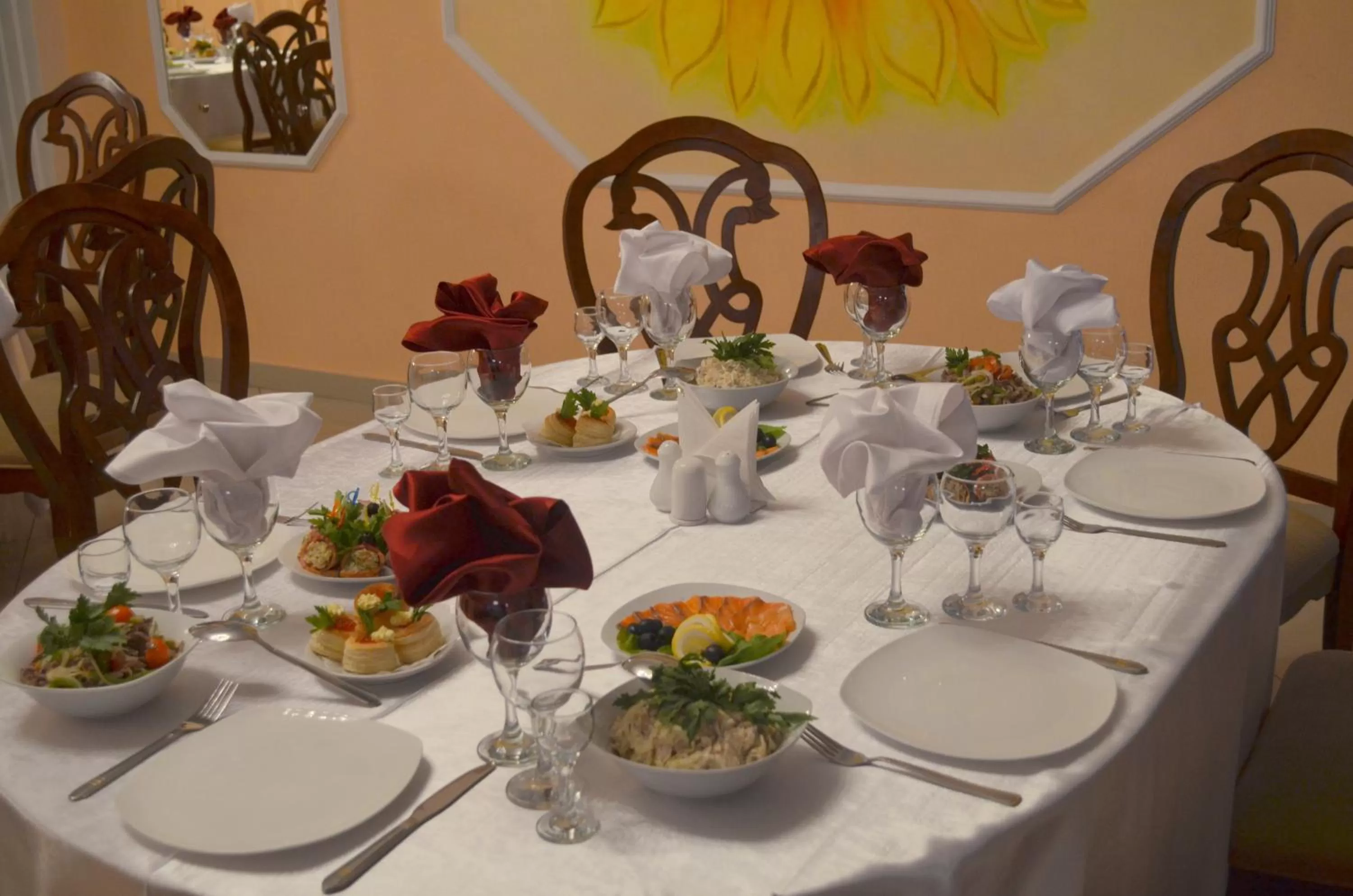 Restaurant/places to eat in Ust-Kamenogorsk Hotel