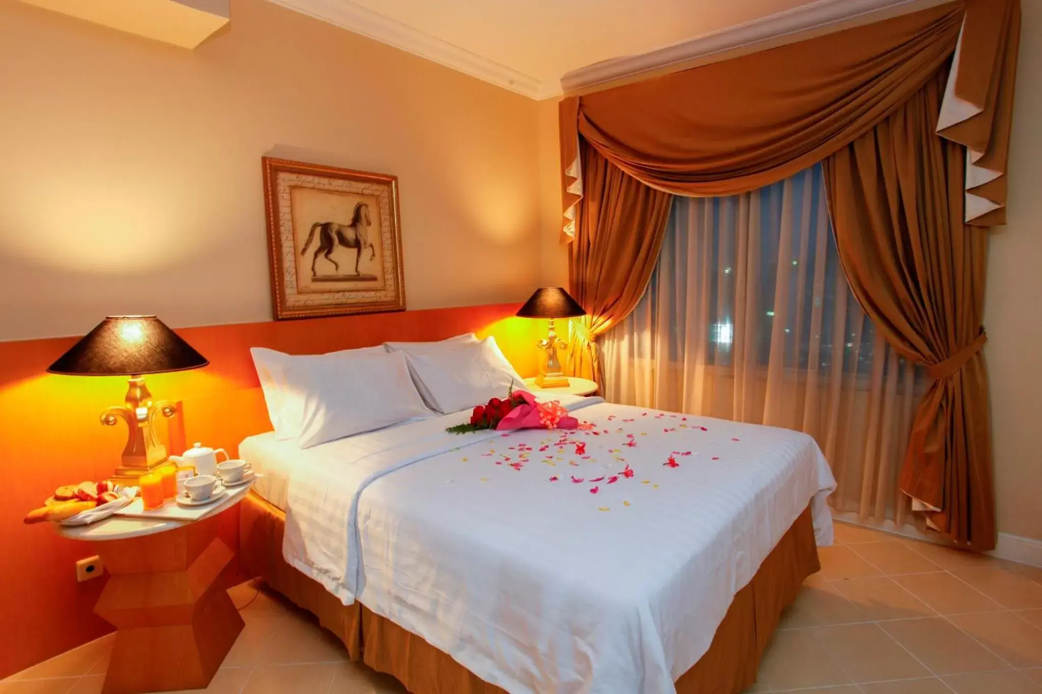 Photo of the whole room, Bed in Batavia Hotel & Serviced Apartments Jakarta Photo of the whole room, Bed in Batavia Hotel & Serviced Apartments Jakarta