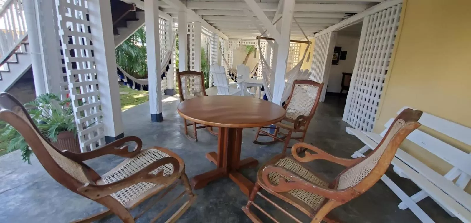 Looking Good Surf House San Juan del Sur