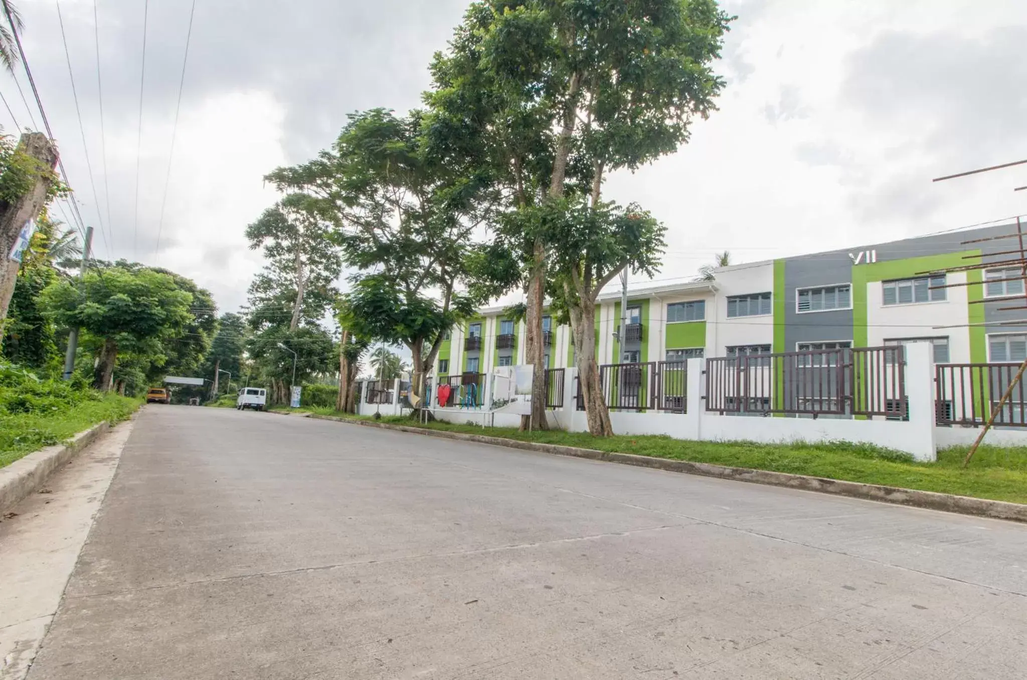 Property building in RedDoorz @ Sunfields Lipa Batangas Property building in RedDoorz @ Sunfields Lipa Batangas