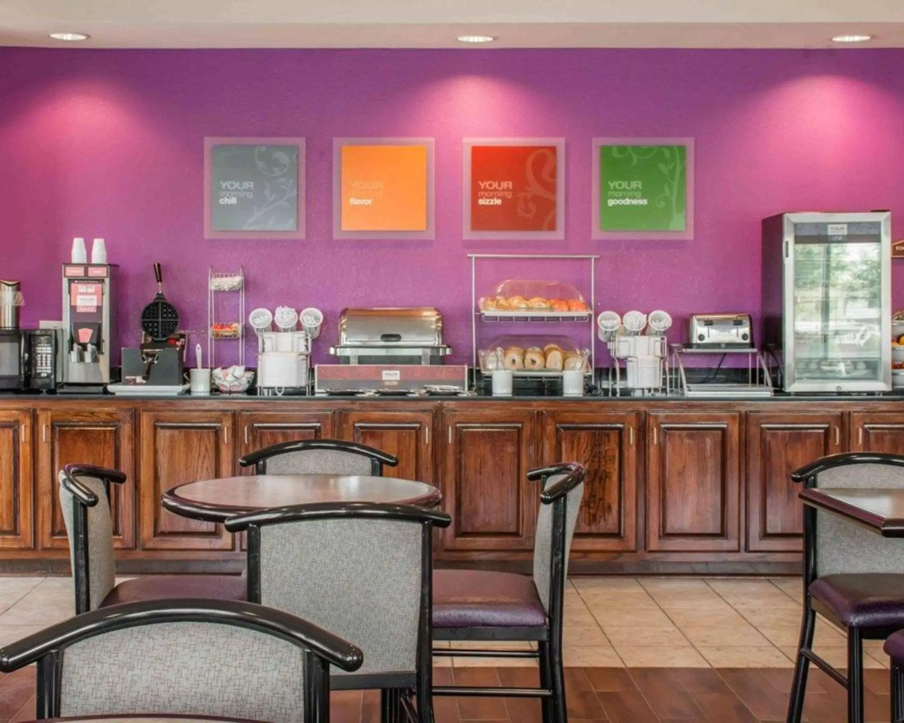 Restaurant/Places to Eat in Comfort Suites Huntsville Research Park Area