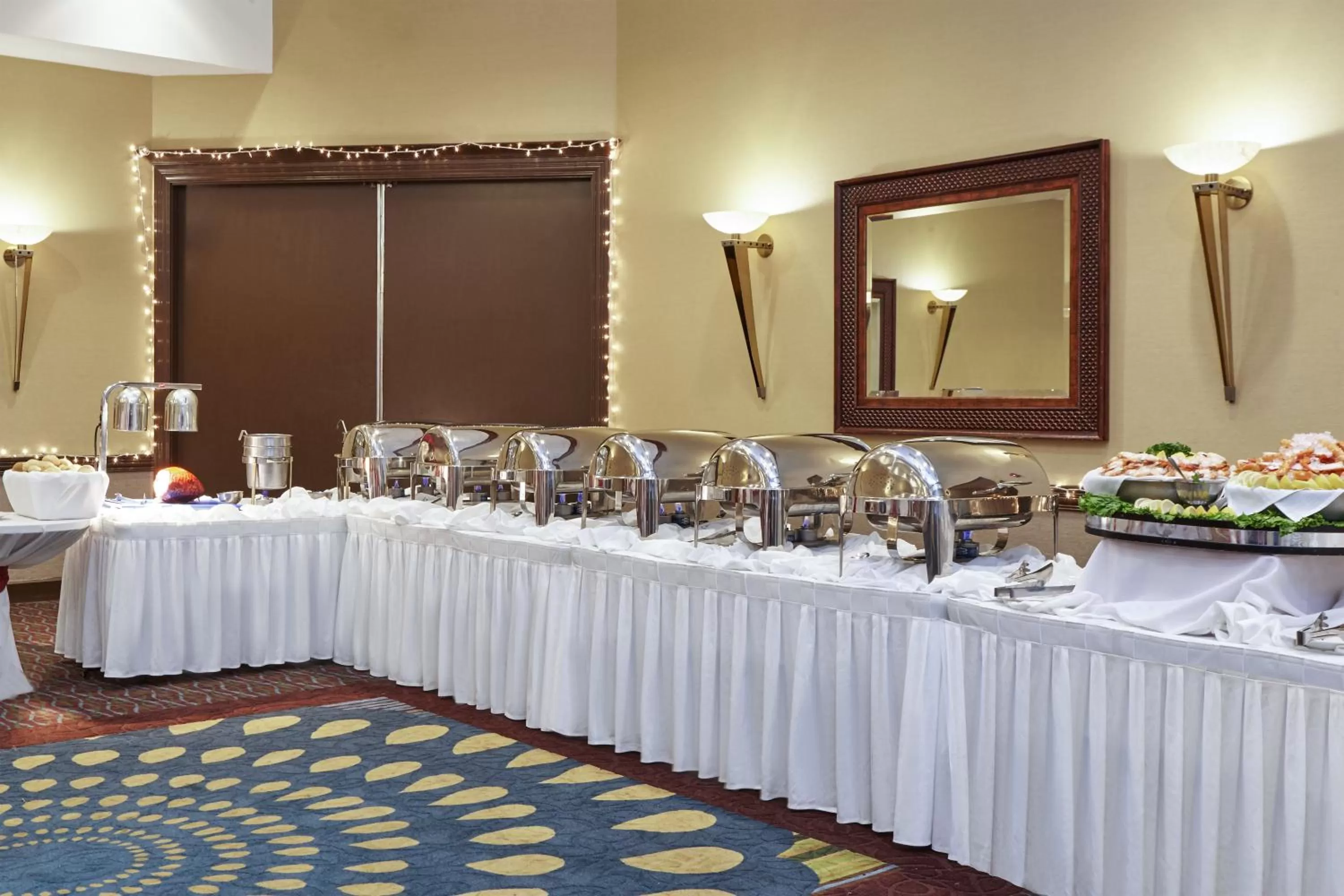 Meeting/conference room in Holiday Inn Chicago Matteson Conference Center by IHG