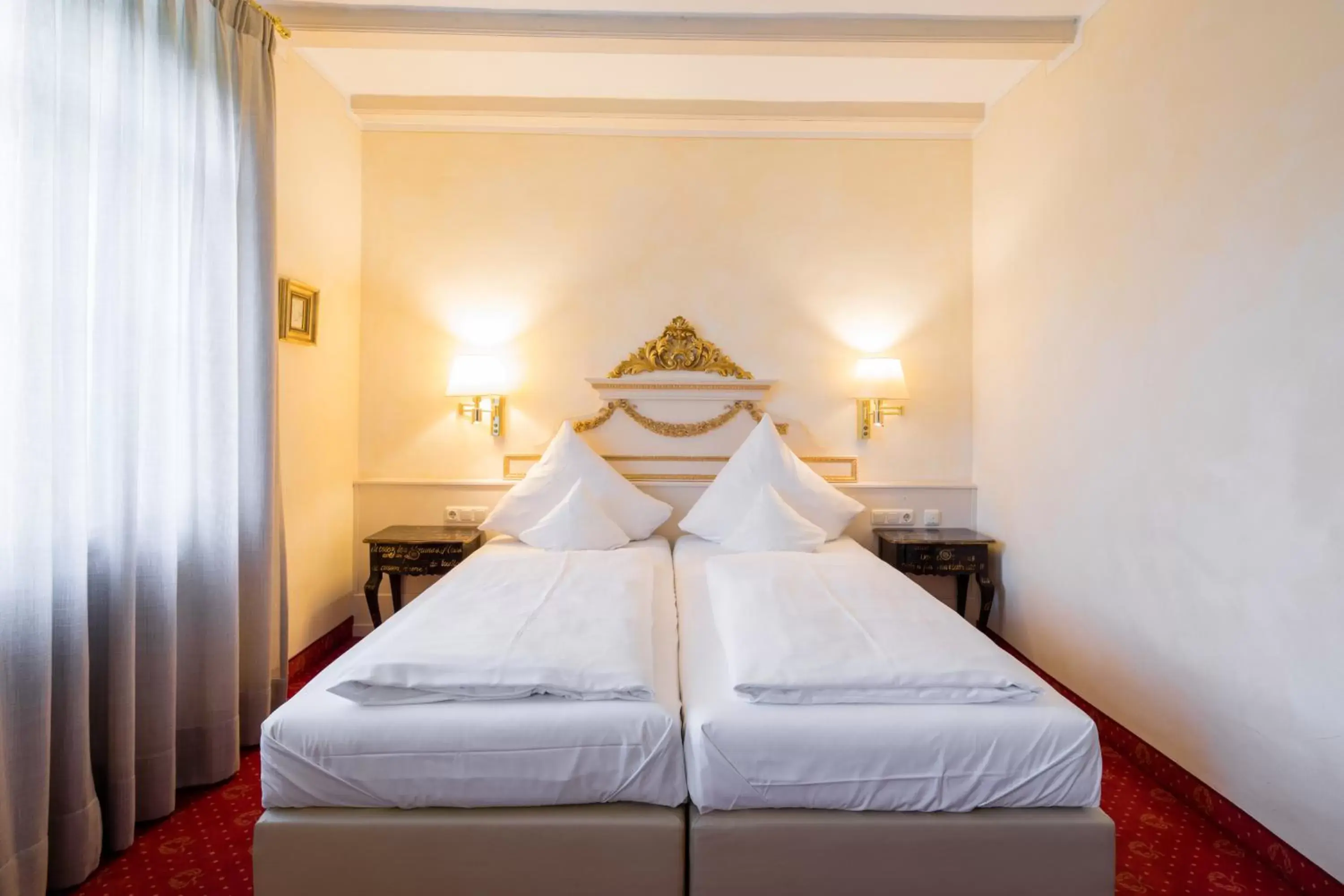 Bed in Hotel Fürstenhof