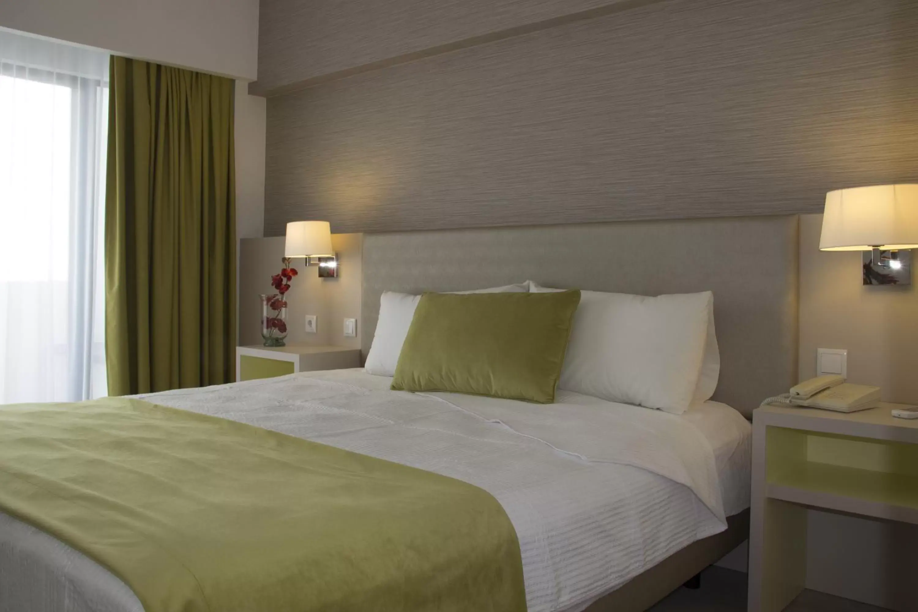 Bedroom, Bed in Hotel Navegadores