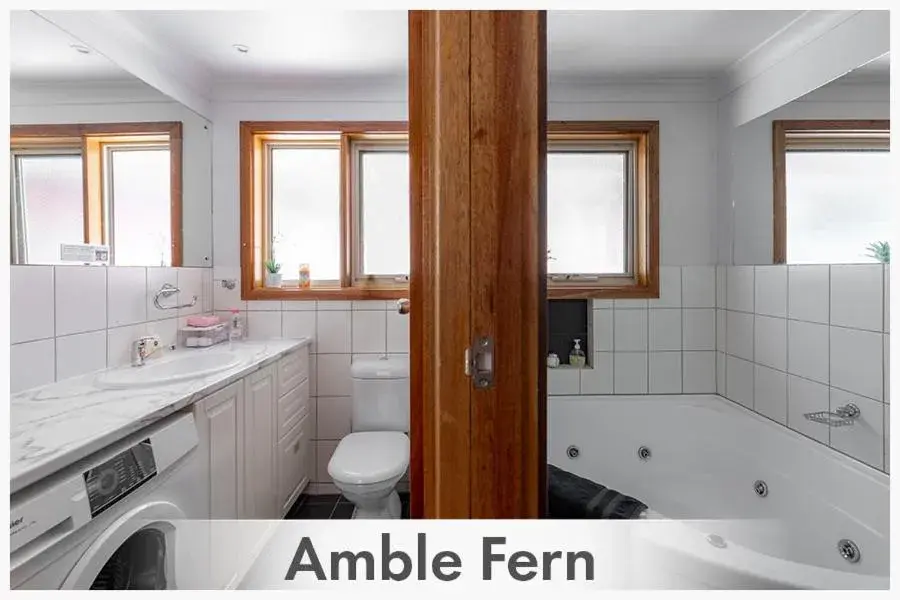 Shower, Bathroom in Amble at Hahndorf