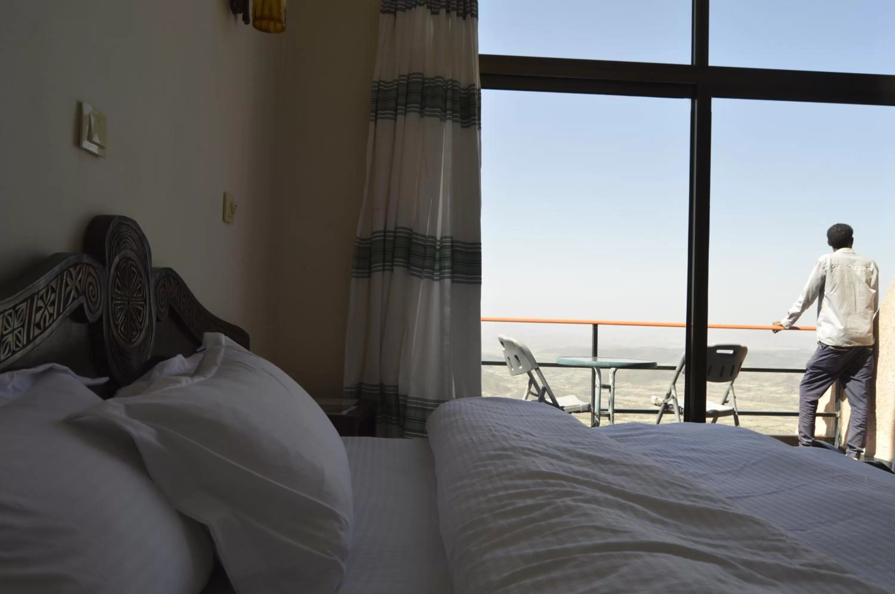 Garden view, Bed in Panoramic View Hotel