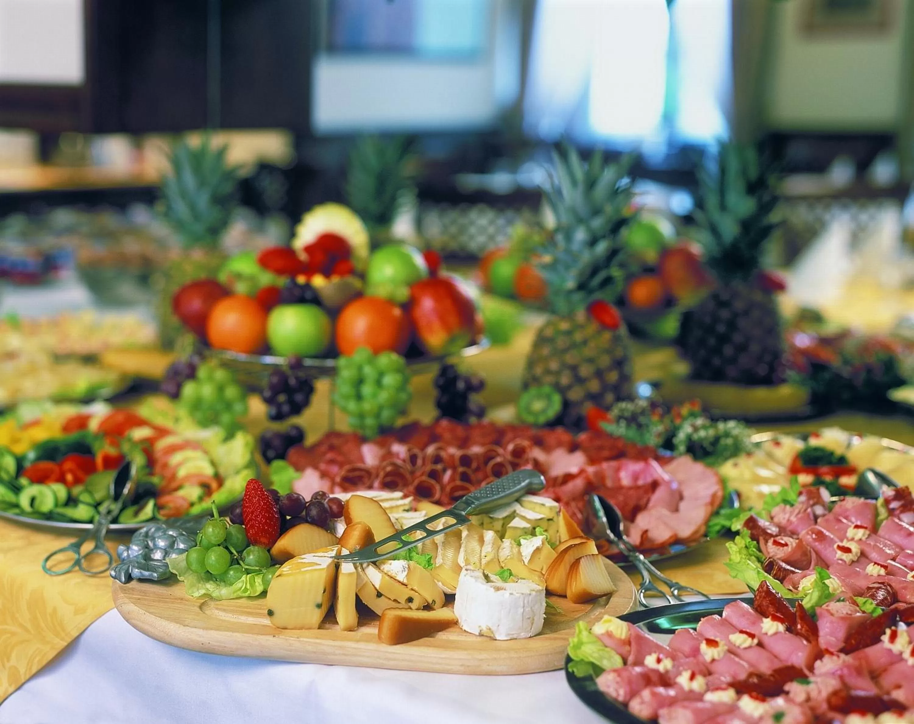 Food and drinks in Green Garden Hotel