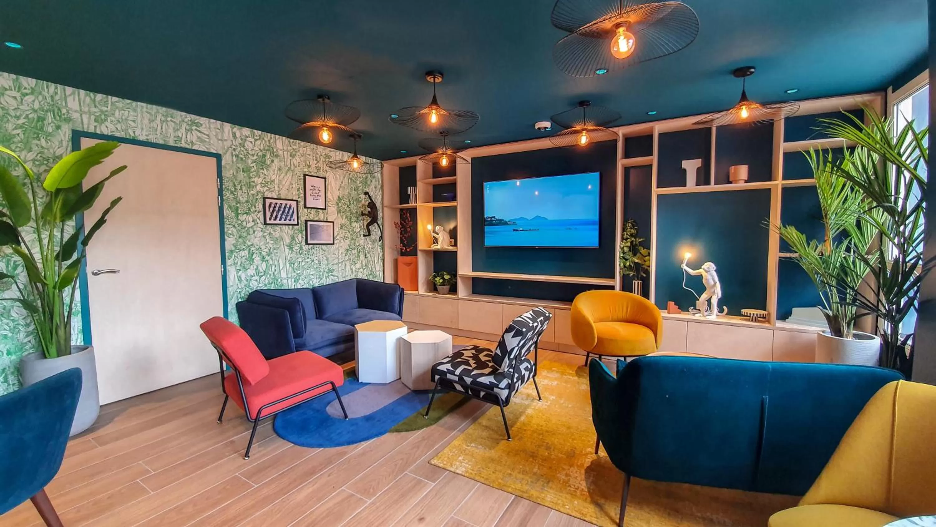 Communal lounge/ TV room in Urban Hotel & Spa Aix-les-Bains - BW Signature Collection