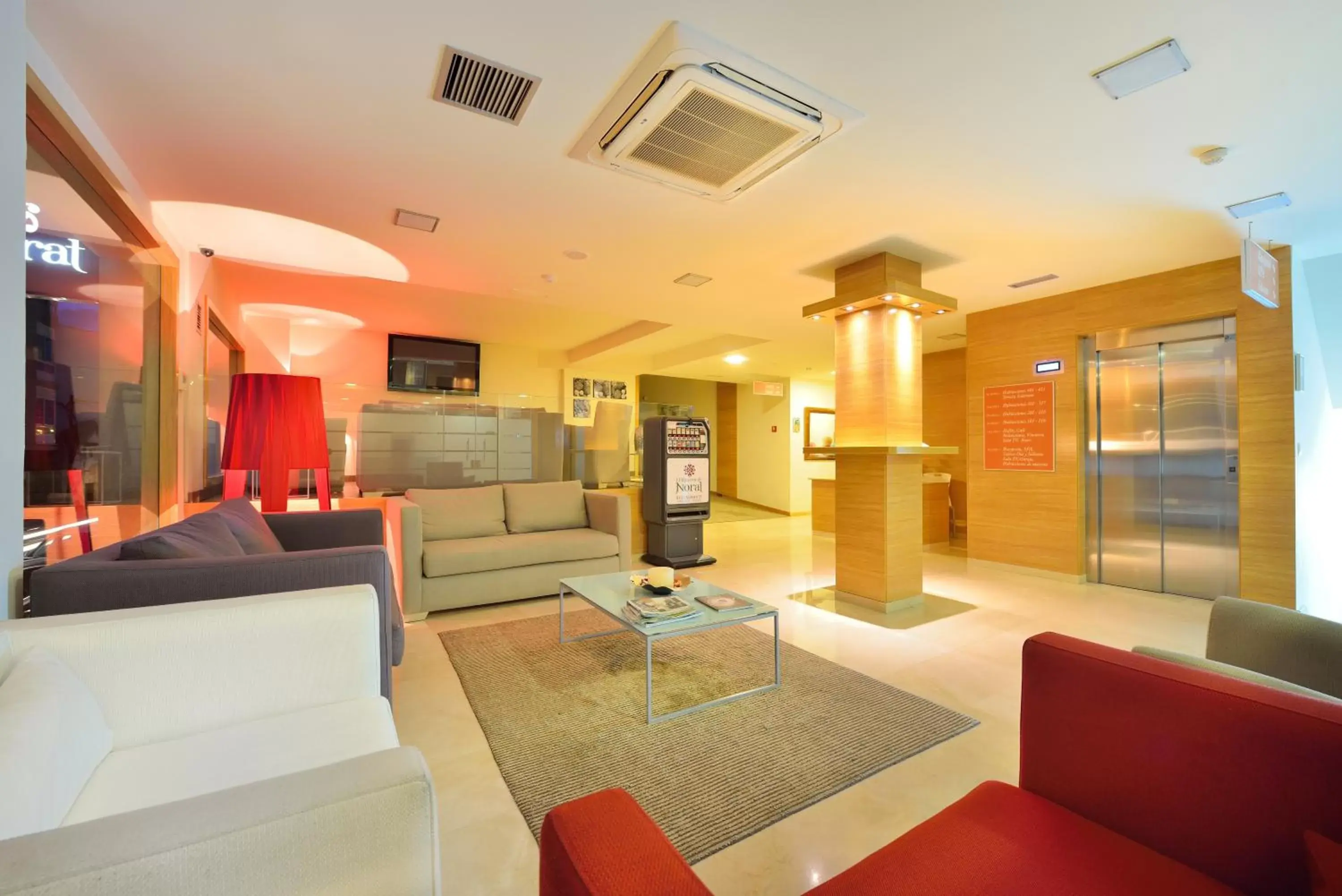 Communal lounge/ TV room, Seating Area in Hotel Norat Marina & Spa 4* Superior