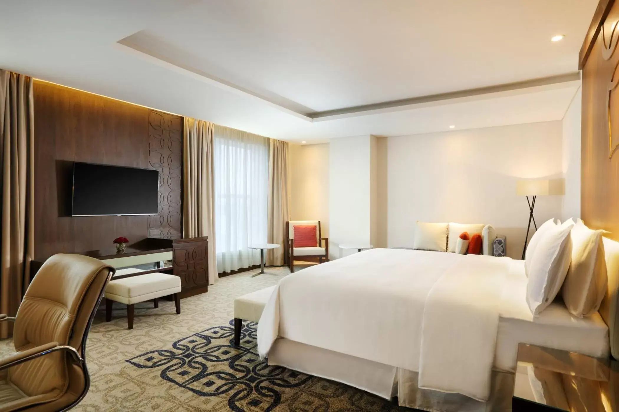 Bed in Four Points by Sheraton Makassar
