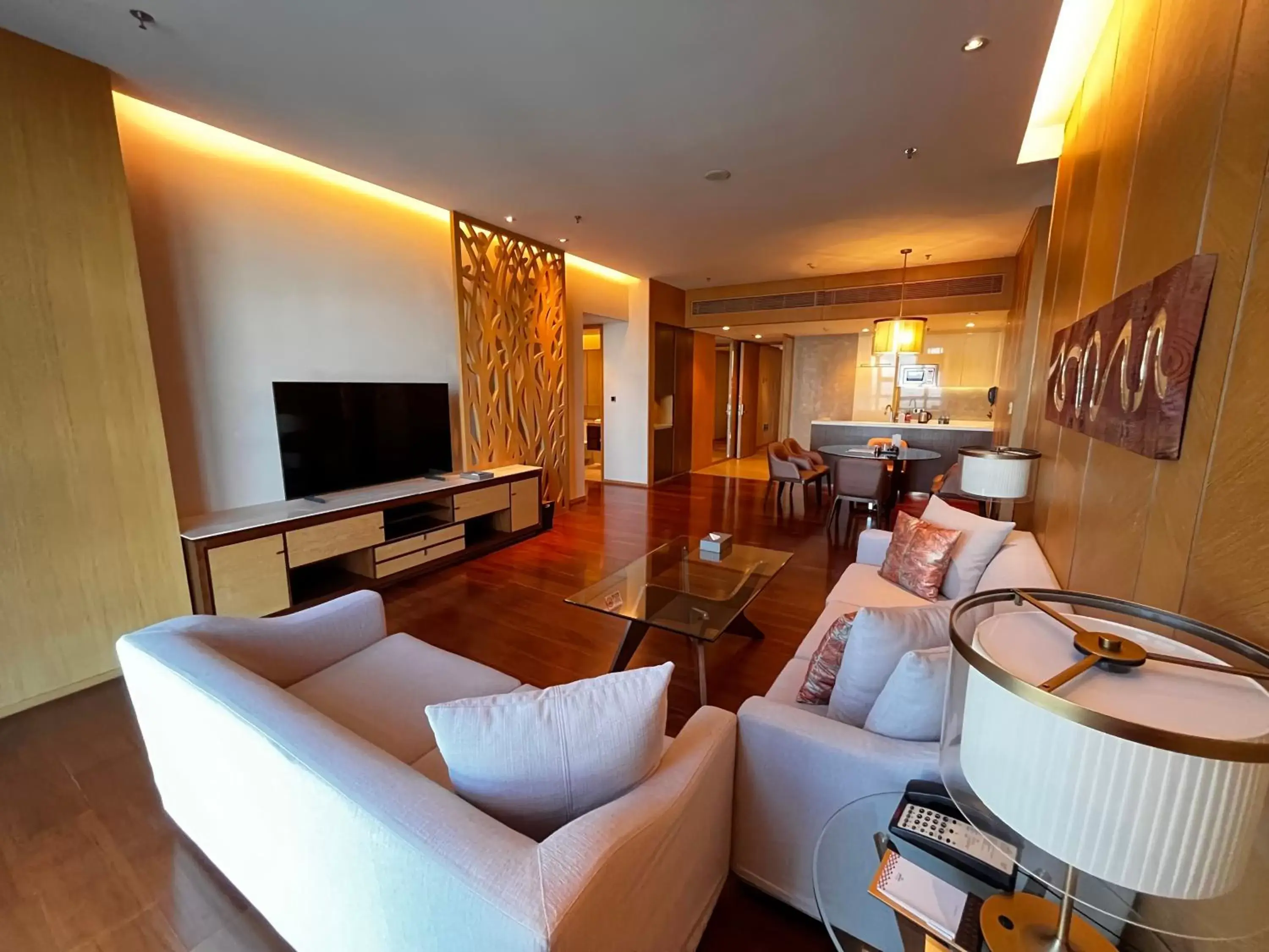TV and multimedia, Seating Area in The OCT Harbour, Shenzhen - Marriott Executive Apartments