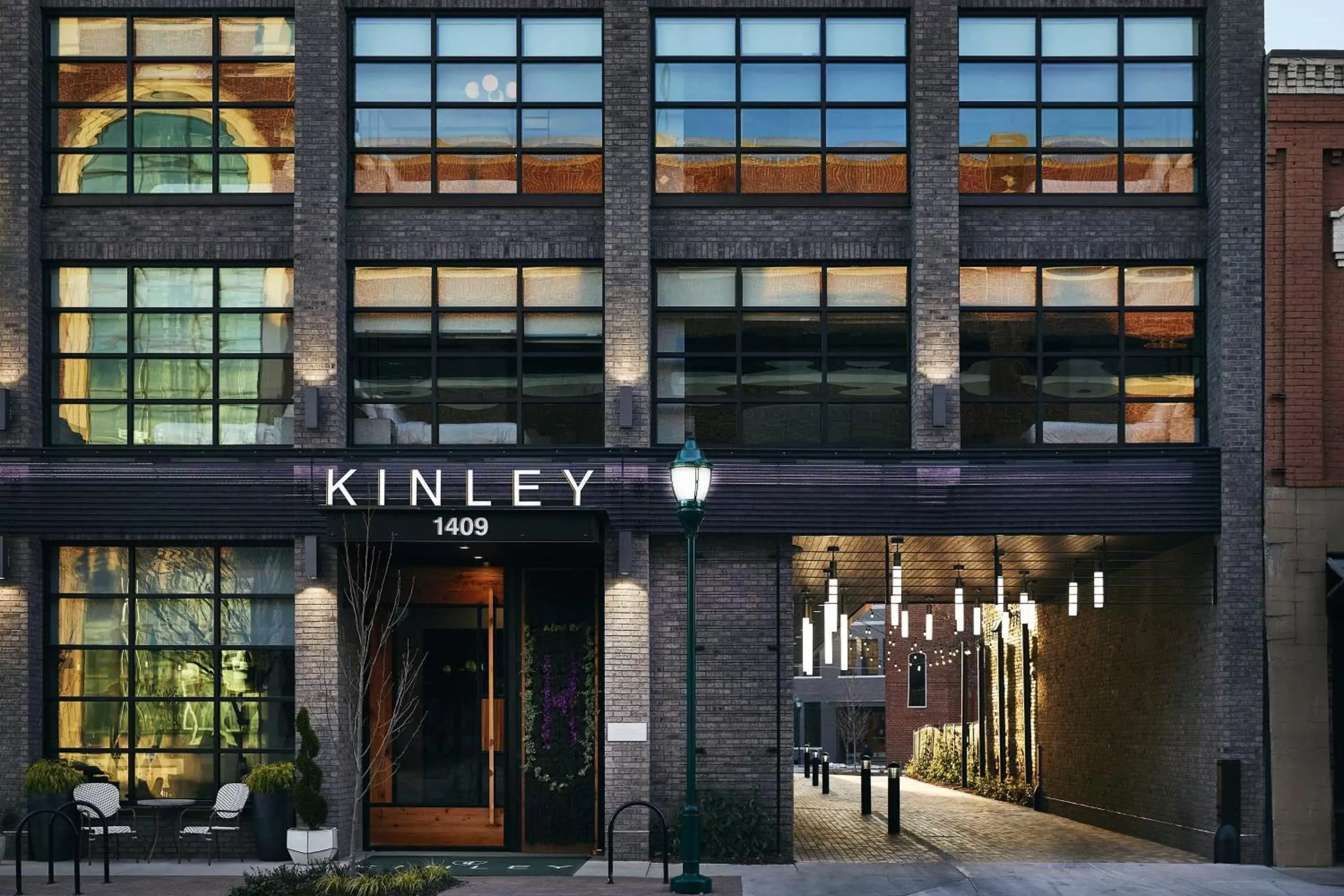Property Building in Kinley Chattanooga Southside, a Tribute Portfolio Hotel