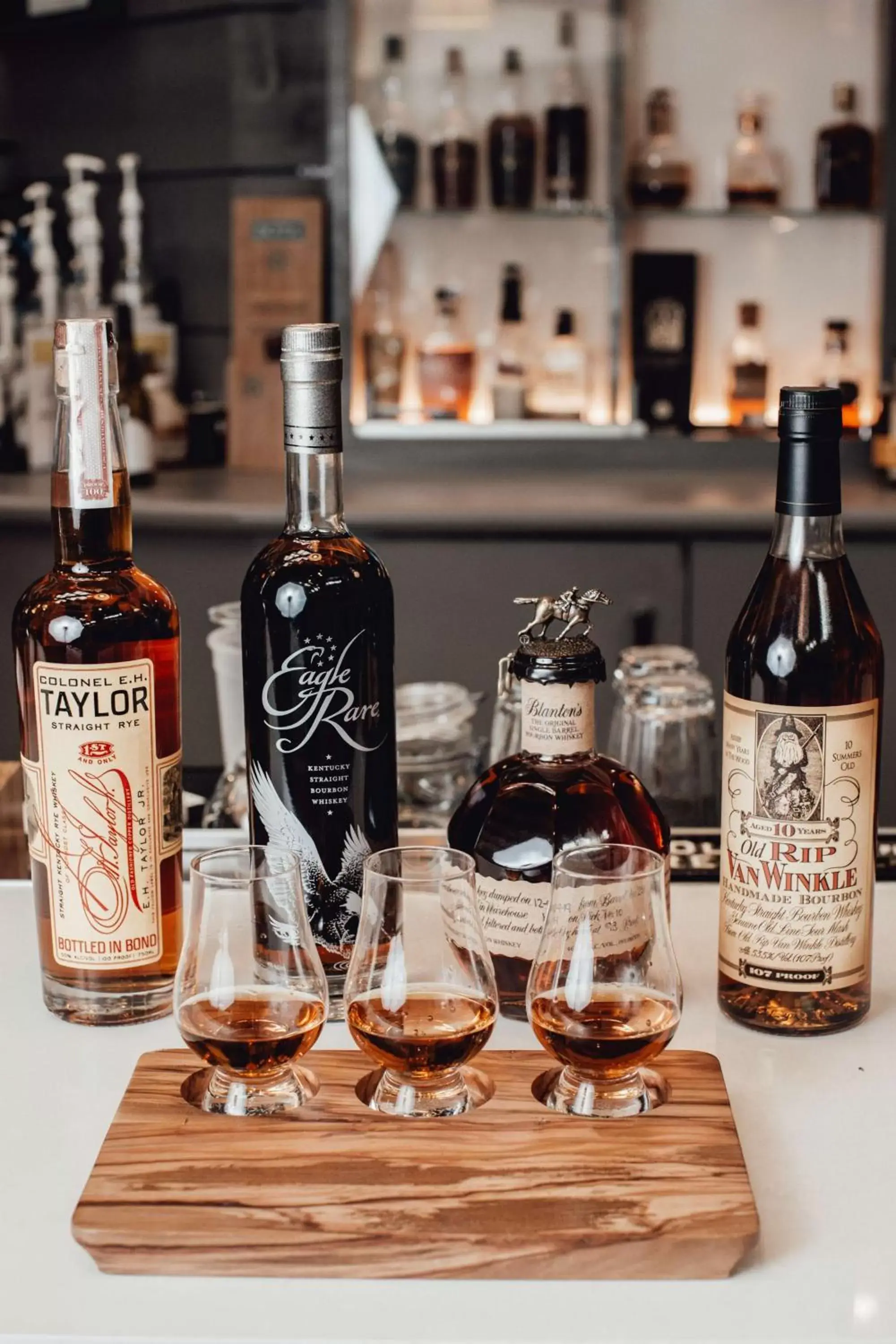 Restaurant/places to eat in Hilton Suites Brentwood Restaurant/places to eat in Hilton Suites Brentwood