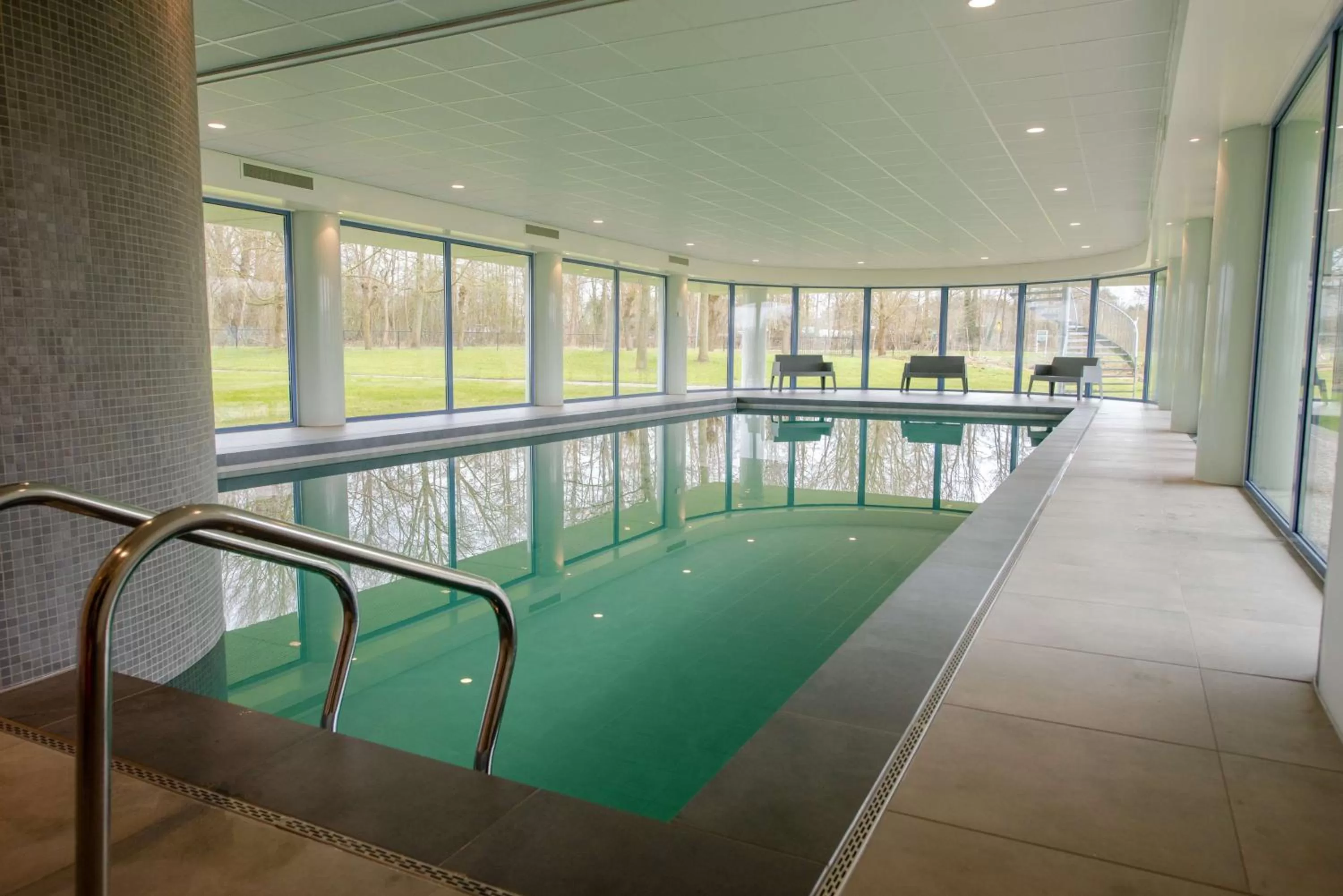 Pool view in Flonk Hotel Groningen Zuid, BW Signature Collection