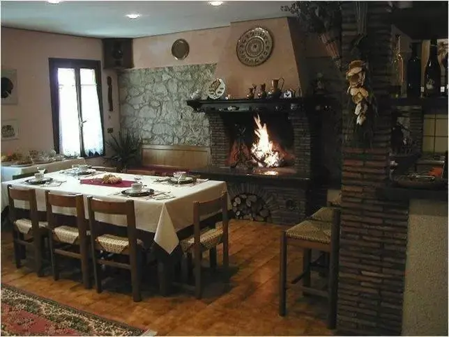 Seating area, Restaurant/Places to Eat in B&B Ernestina